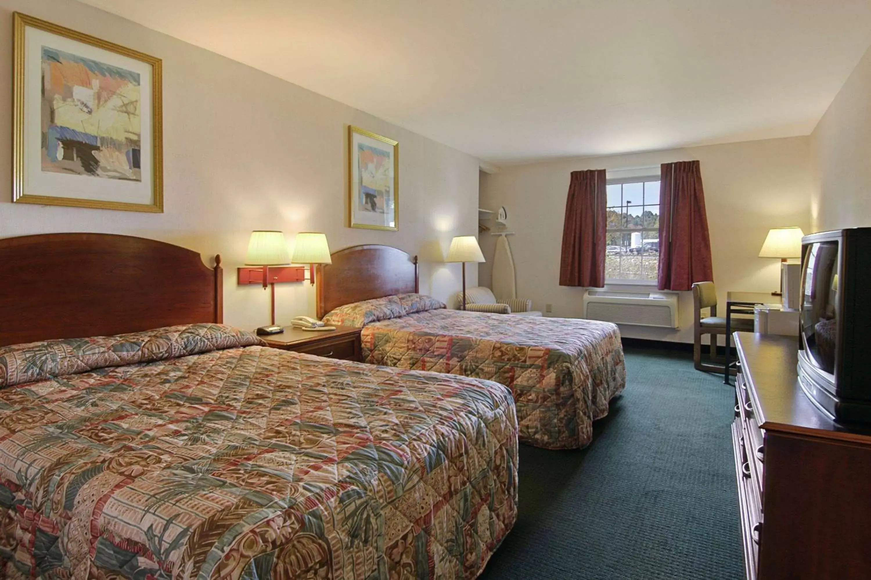 Howard Johnson by Wyndham Williamstown Howard Johnson by Wyndham Williamstown