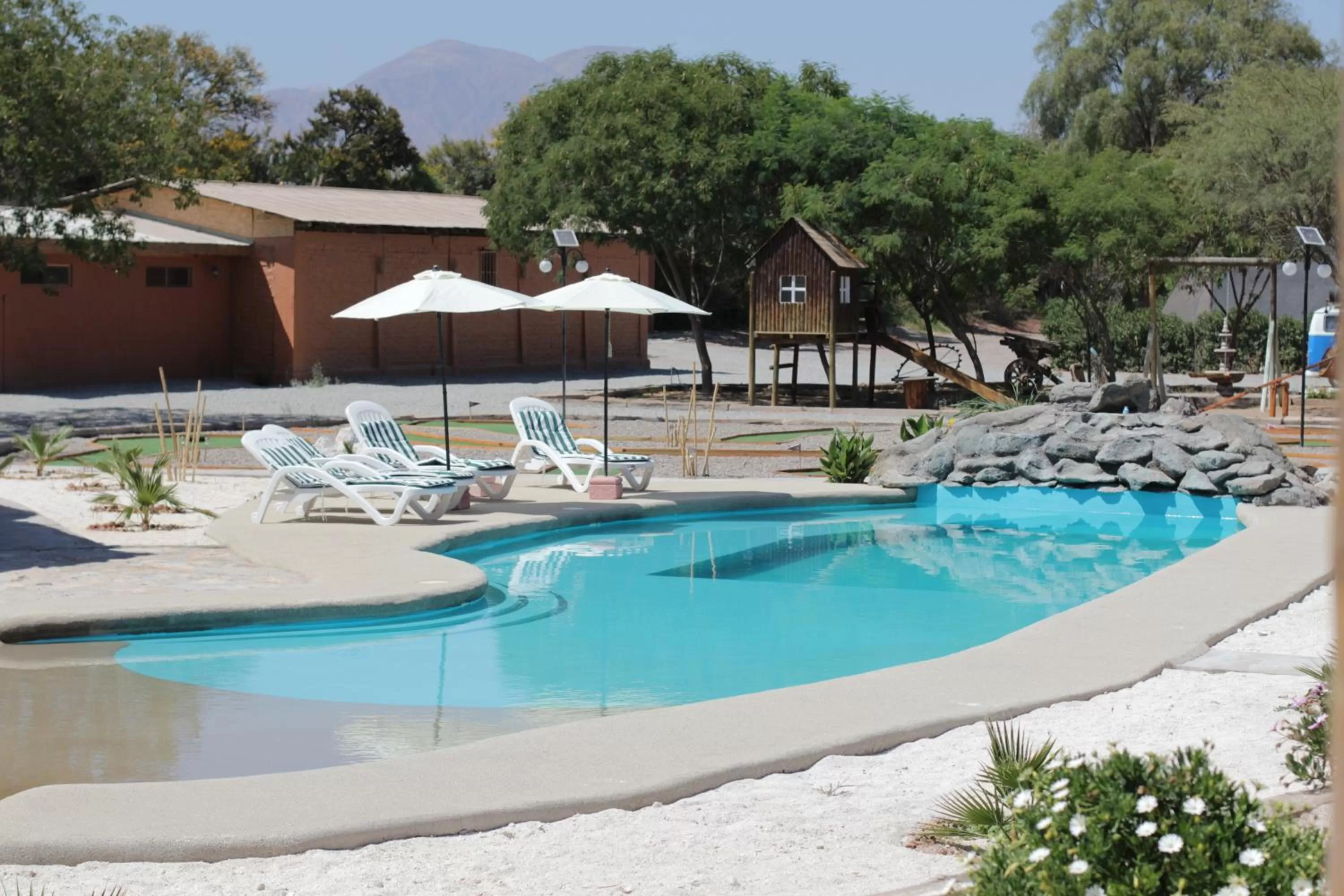 Patio, Swimming Pool in Hotel El Bramador