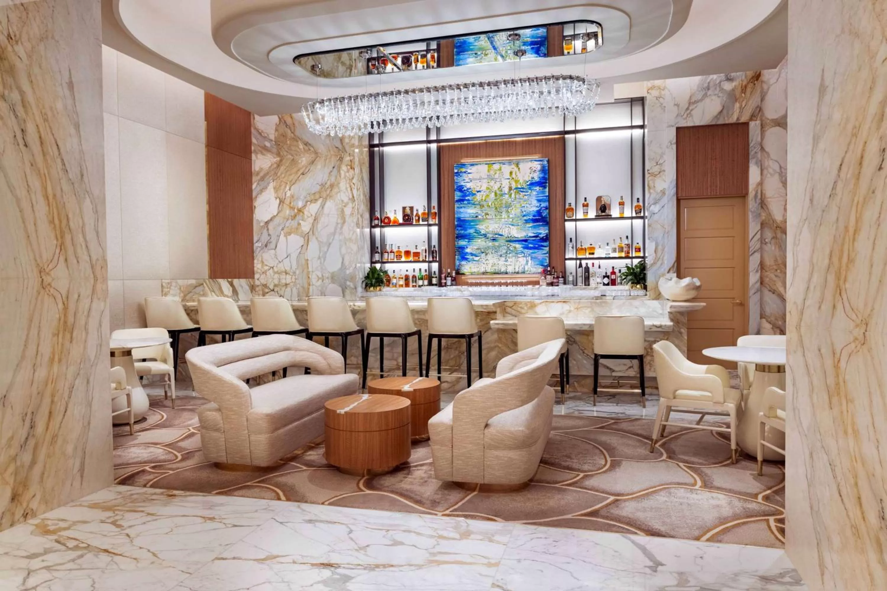 Lounge or bar in Conrad Las Vegas At Resorts World