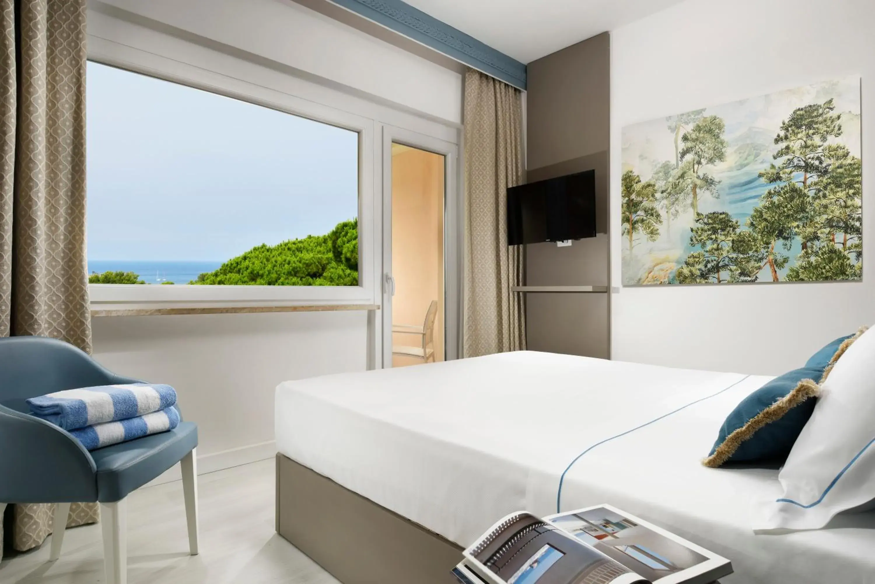 Deluxe Double Room with Sea View in Golf Hotel Punta Ala Deluxe Double Room with Sea View in Golf Hotel Punta Ala