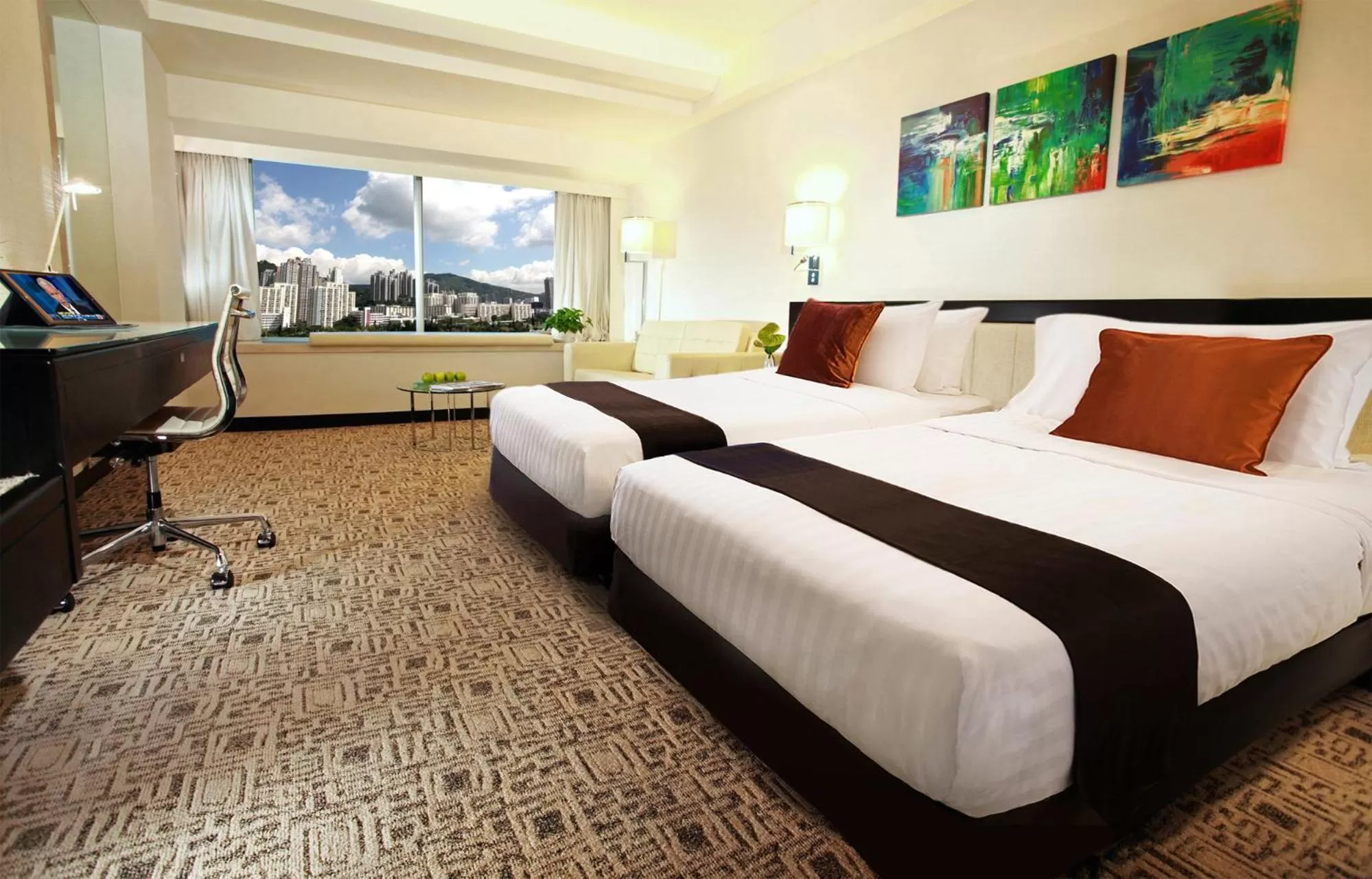 Prime Deluxe Twin or Double Room in Regal Riverside Hotel
