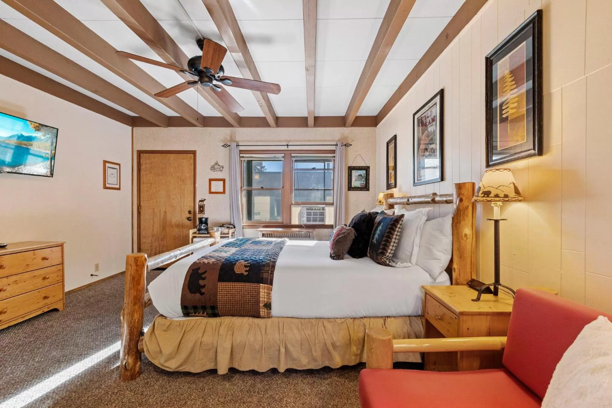 Bed in Mother Nature's Inn