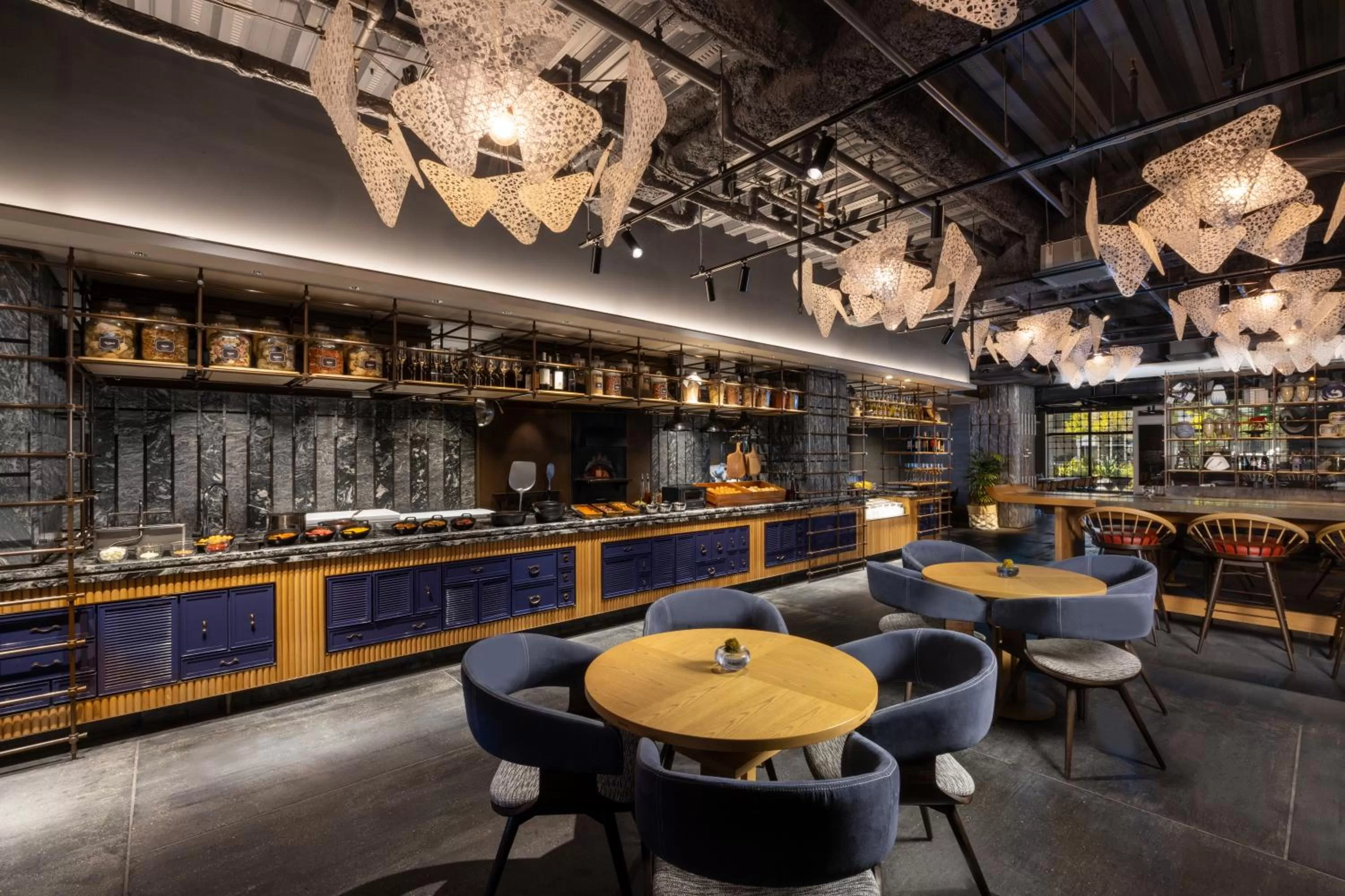 Restaurant/places to eat in Mercure Kyoto Station