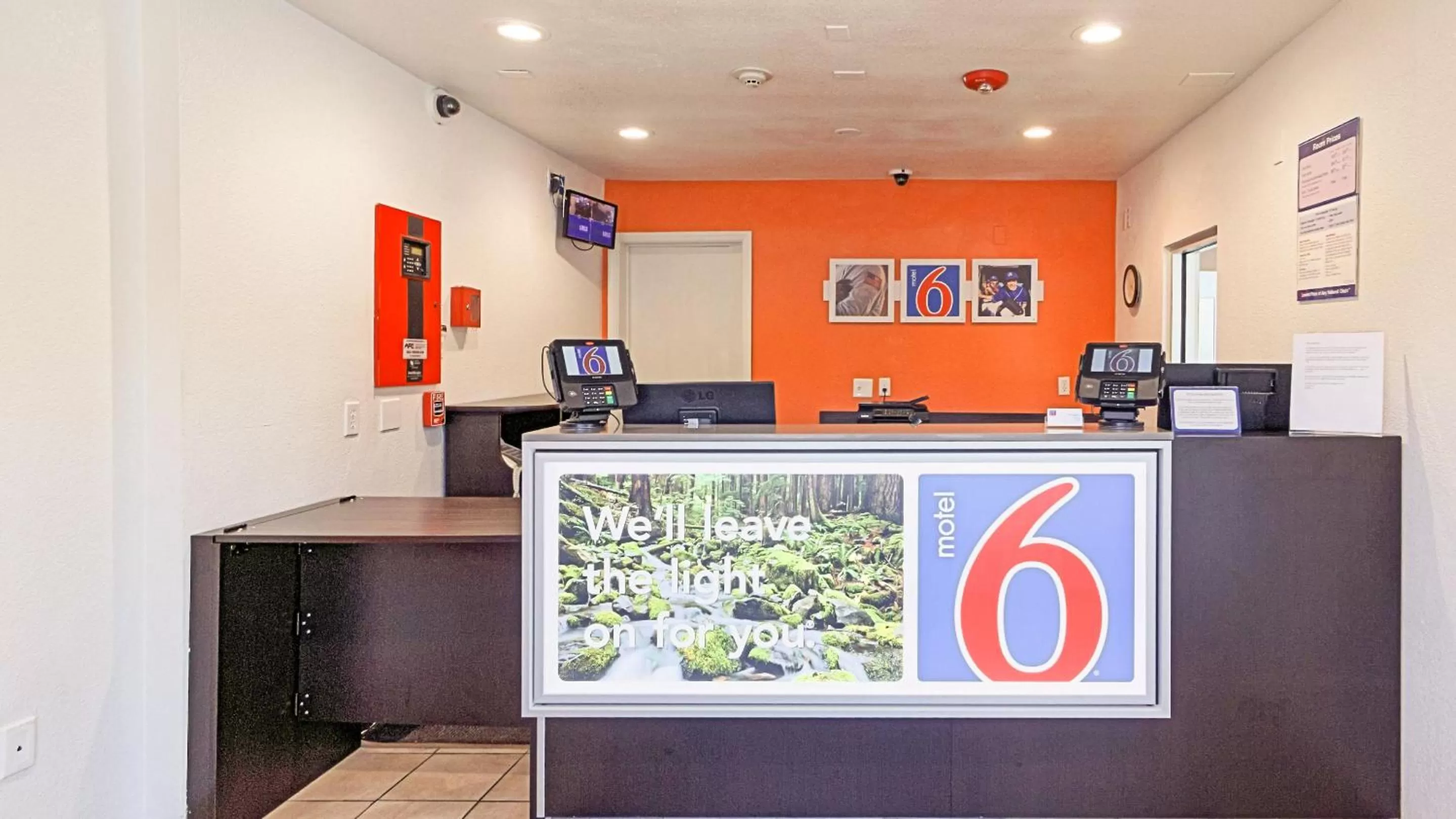 Property logo or sign in Motel 6-Chico, CA