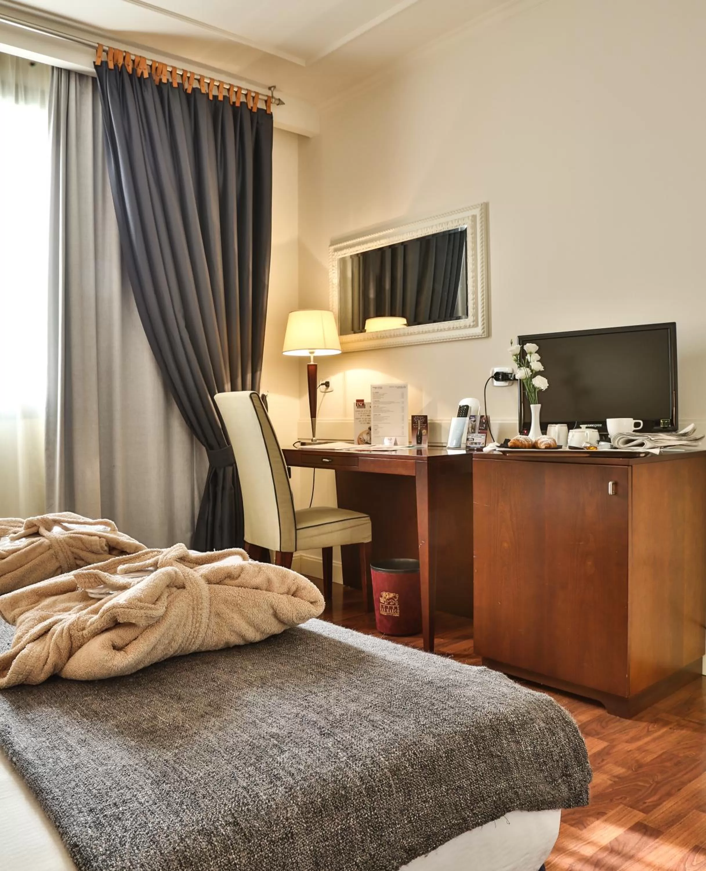 Bedroom, Bed in Hotel San Marco & Formula Club