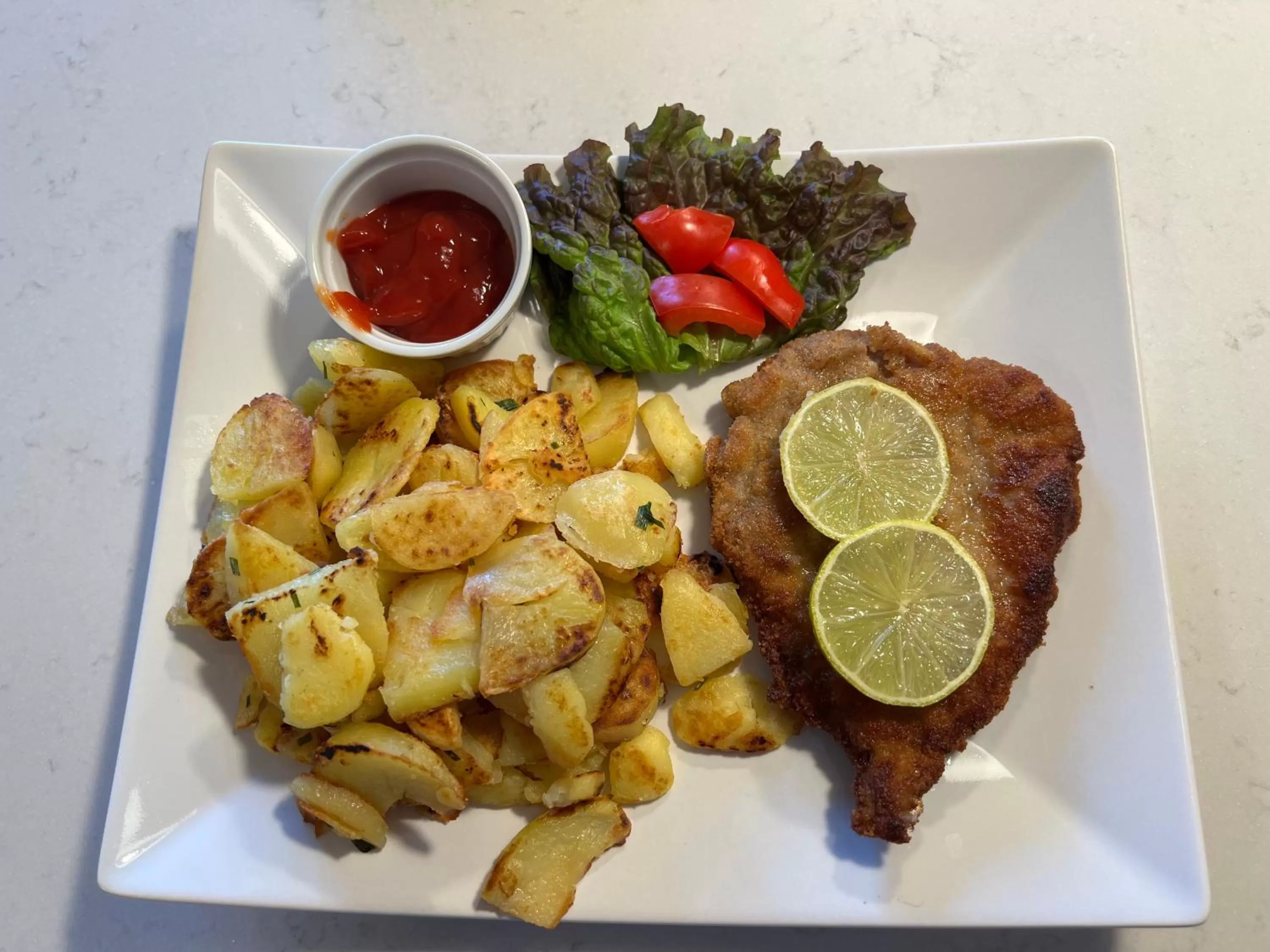 Restaurant/places to eat, Food in Yaberg Affären