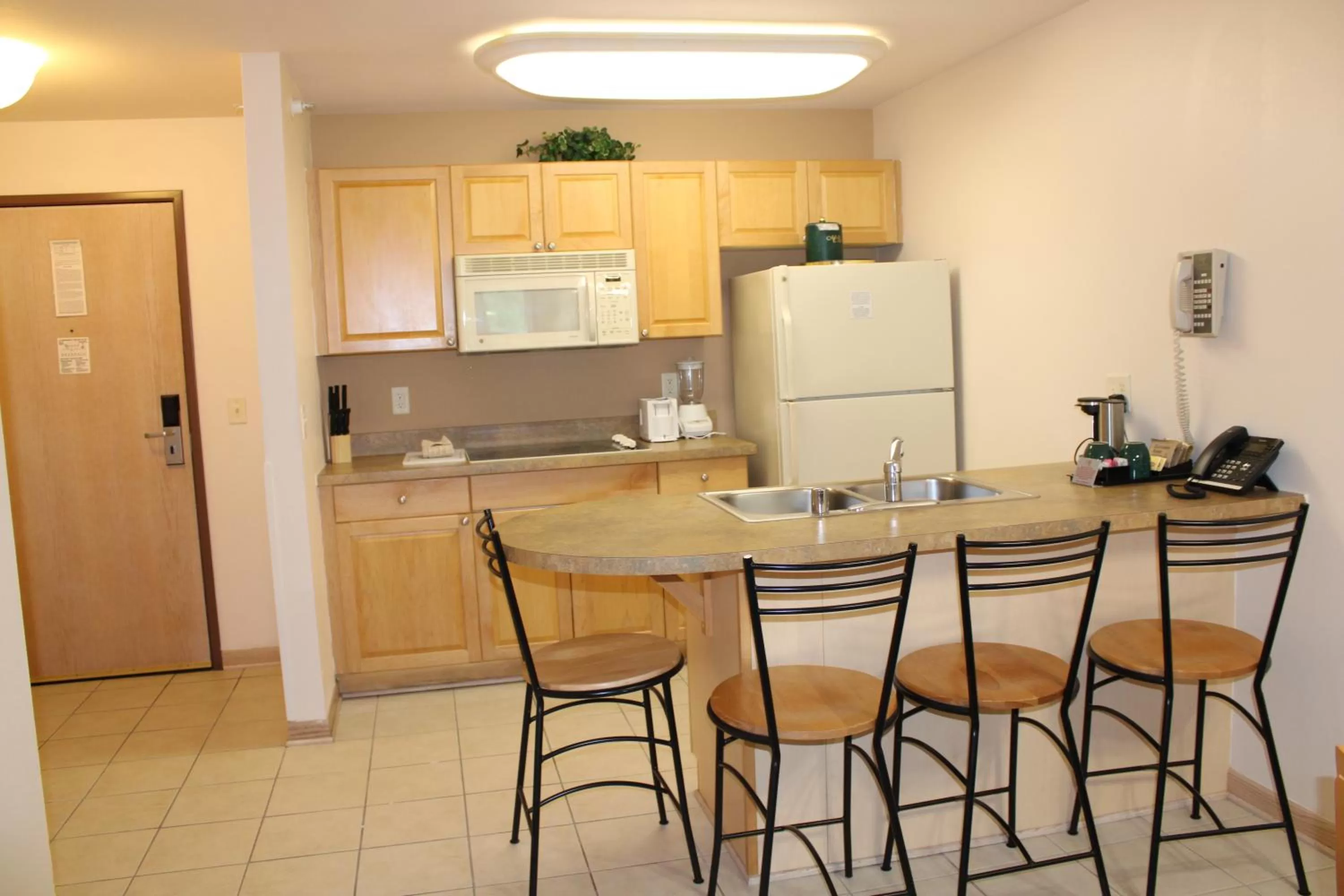 Kitchen or kitchenette in Mill Creek Hotel