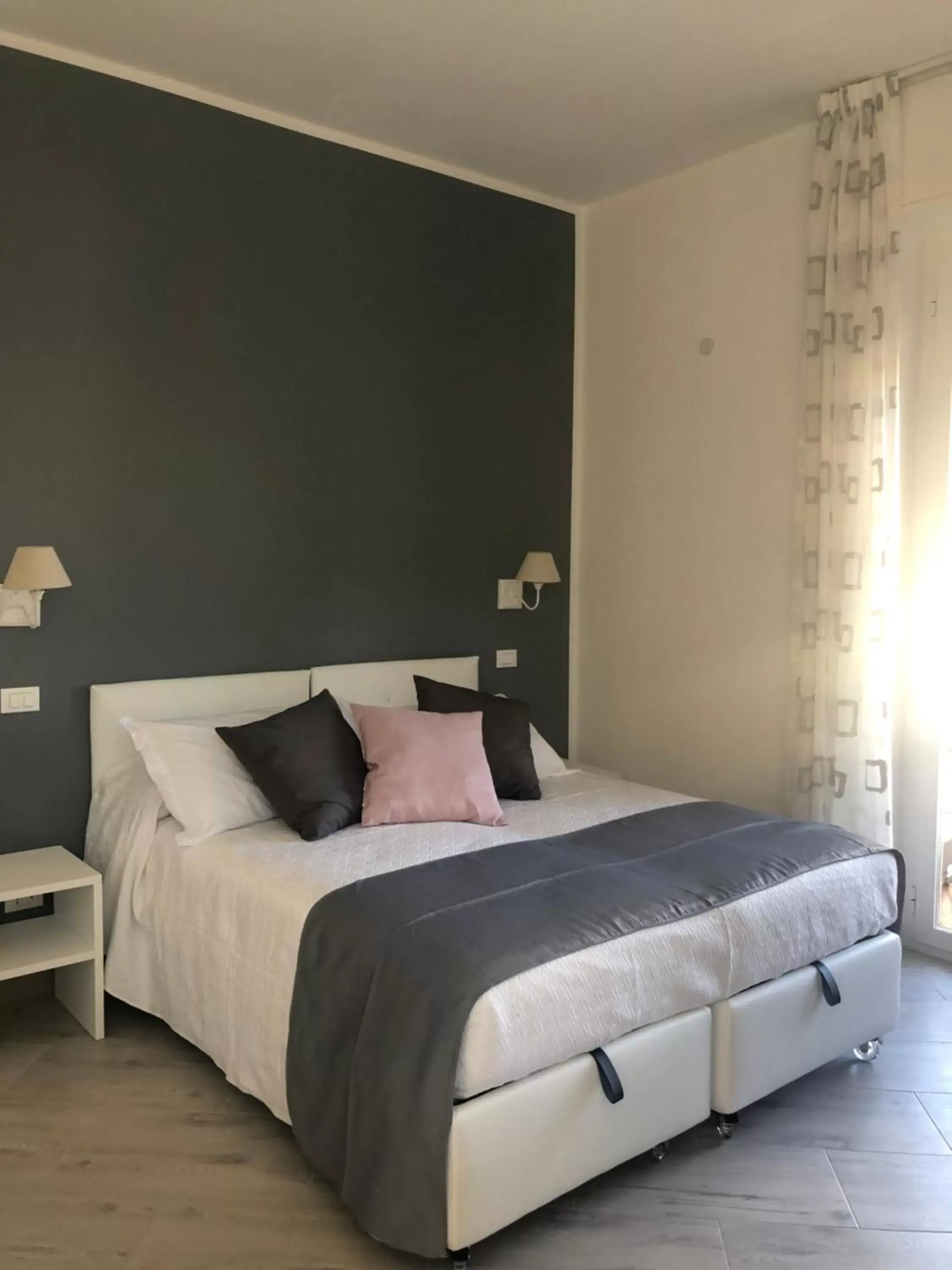 Double Room with Balcony in GLEM rooms & breakfast Double Room with Balcony in GLEM rooms & breakfast