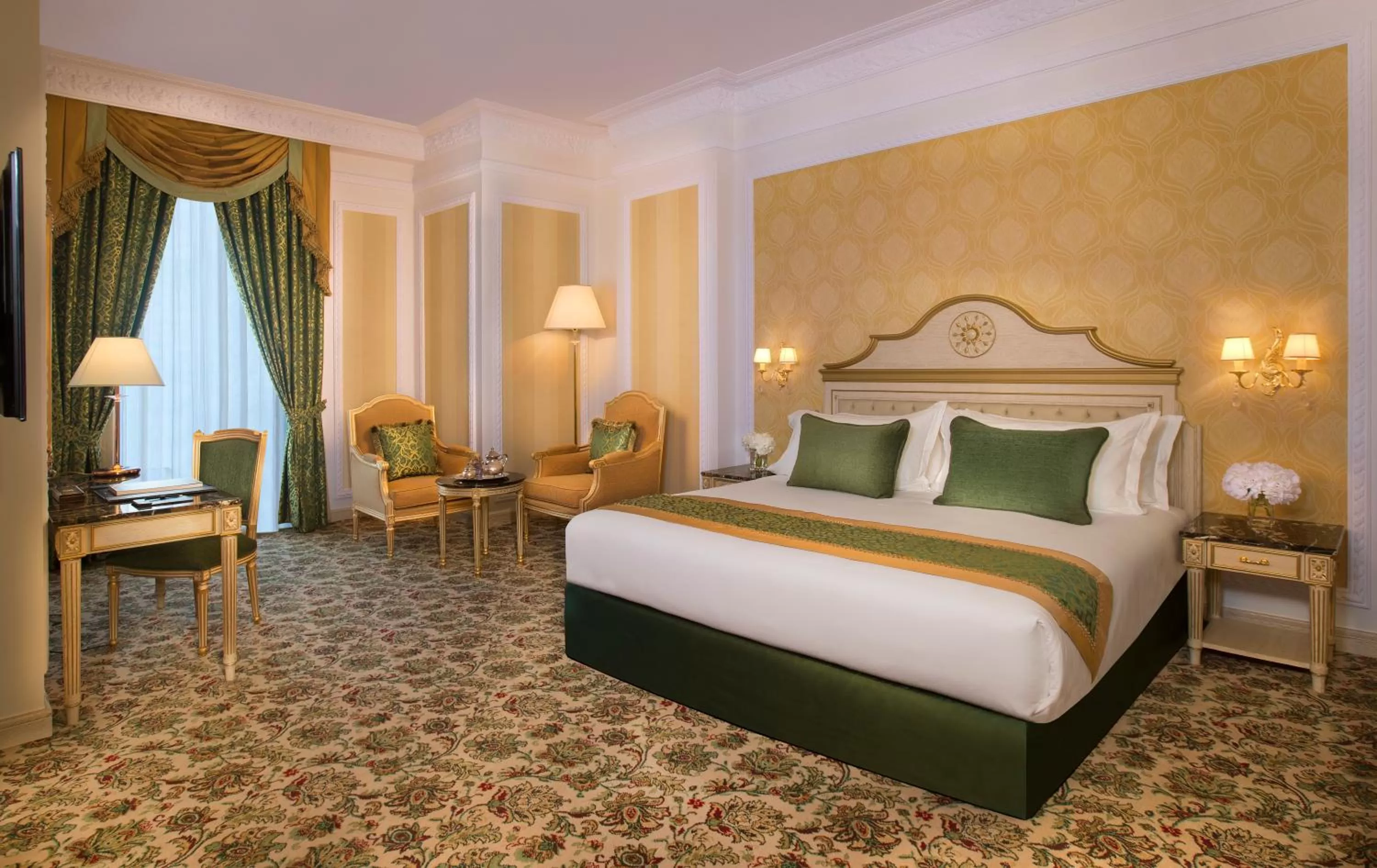 Bed in Royal Rose Abu Dhabi, a Curio Collection by Hilton Affiliated Hotel