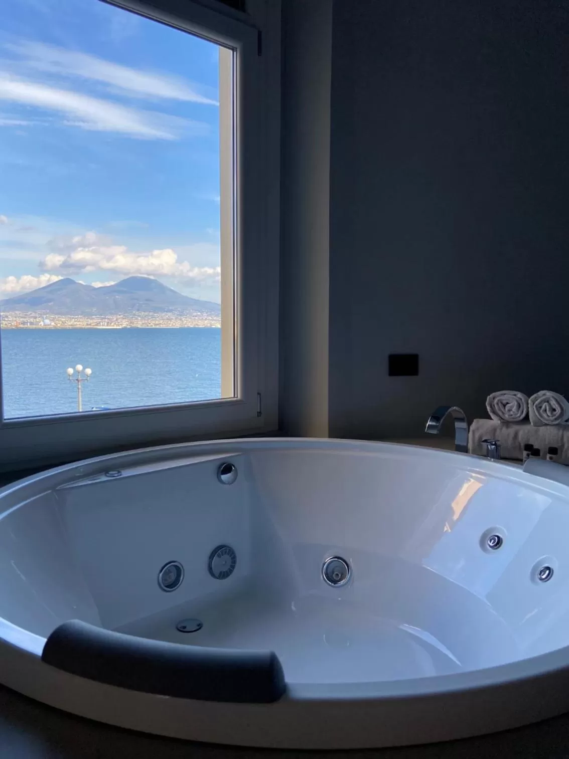 Hot Tub in Relais sul Mare Boutique Hotel