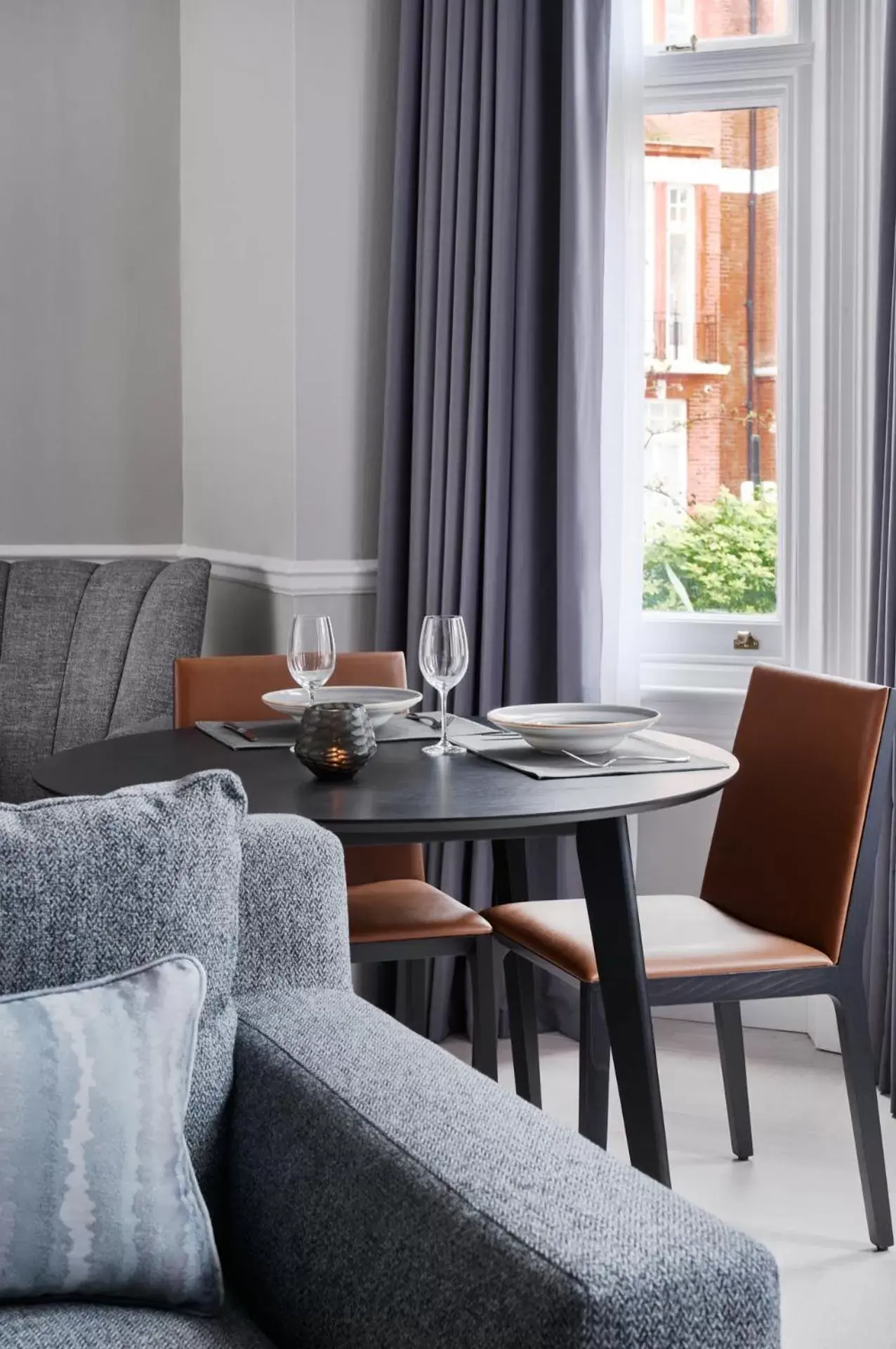 One-Bedroom Apartment Deluxe at 20 Cadogan Gardens in 11 Cadogan Gardens and The Apartments by Iconic Luxury Hotels One-Bedroom Apartment Deluxe at 20 Cadogan Gardens in 11 Cadogan Gardens and The Apartments by Iconic Luxury Hotels