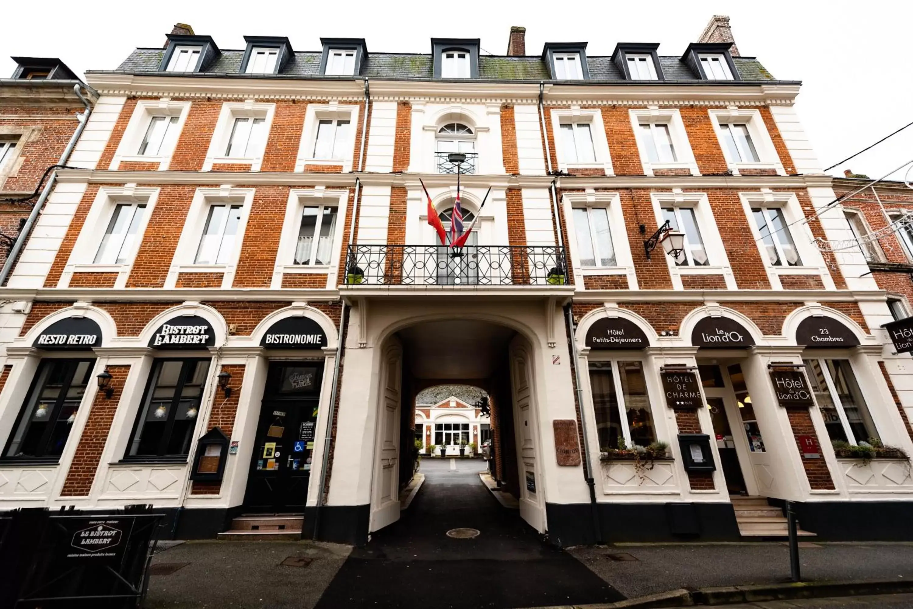 Hôtel Le Lion D'or Hôtel Le Lion D'or