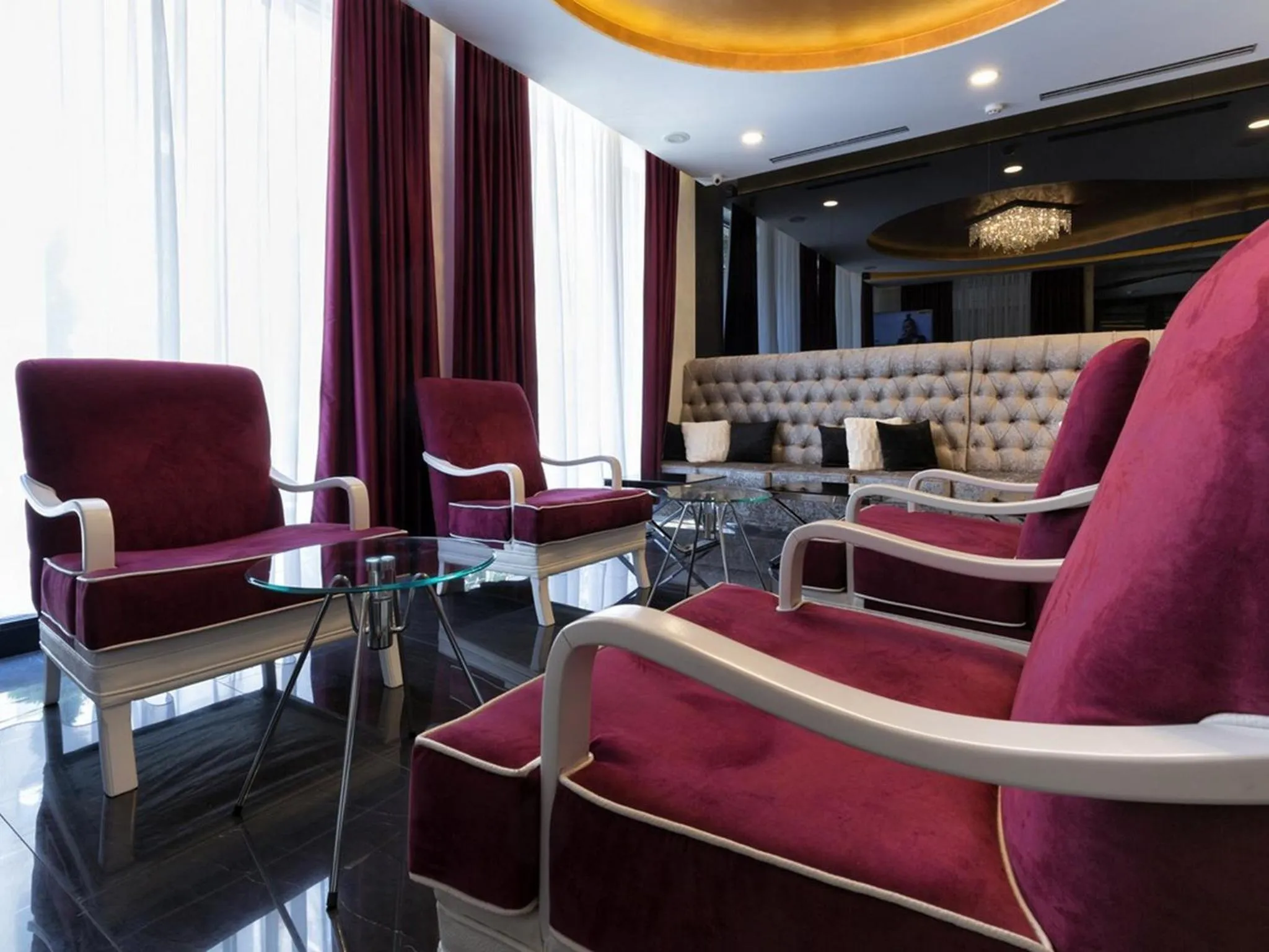 Communal lounge/ TV room in Nova City Garni Hotel Signature Collection