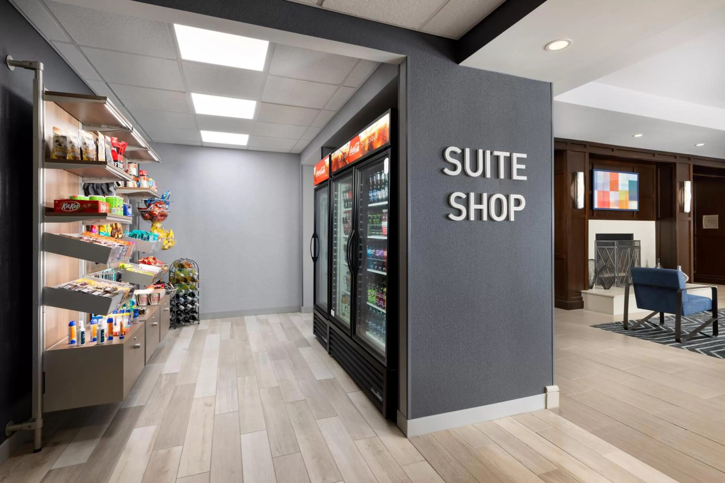 On-site shops in Homewood Suites by Hilton Portsmouth