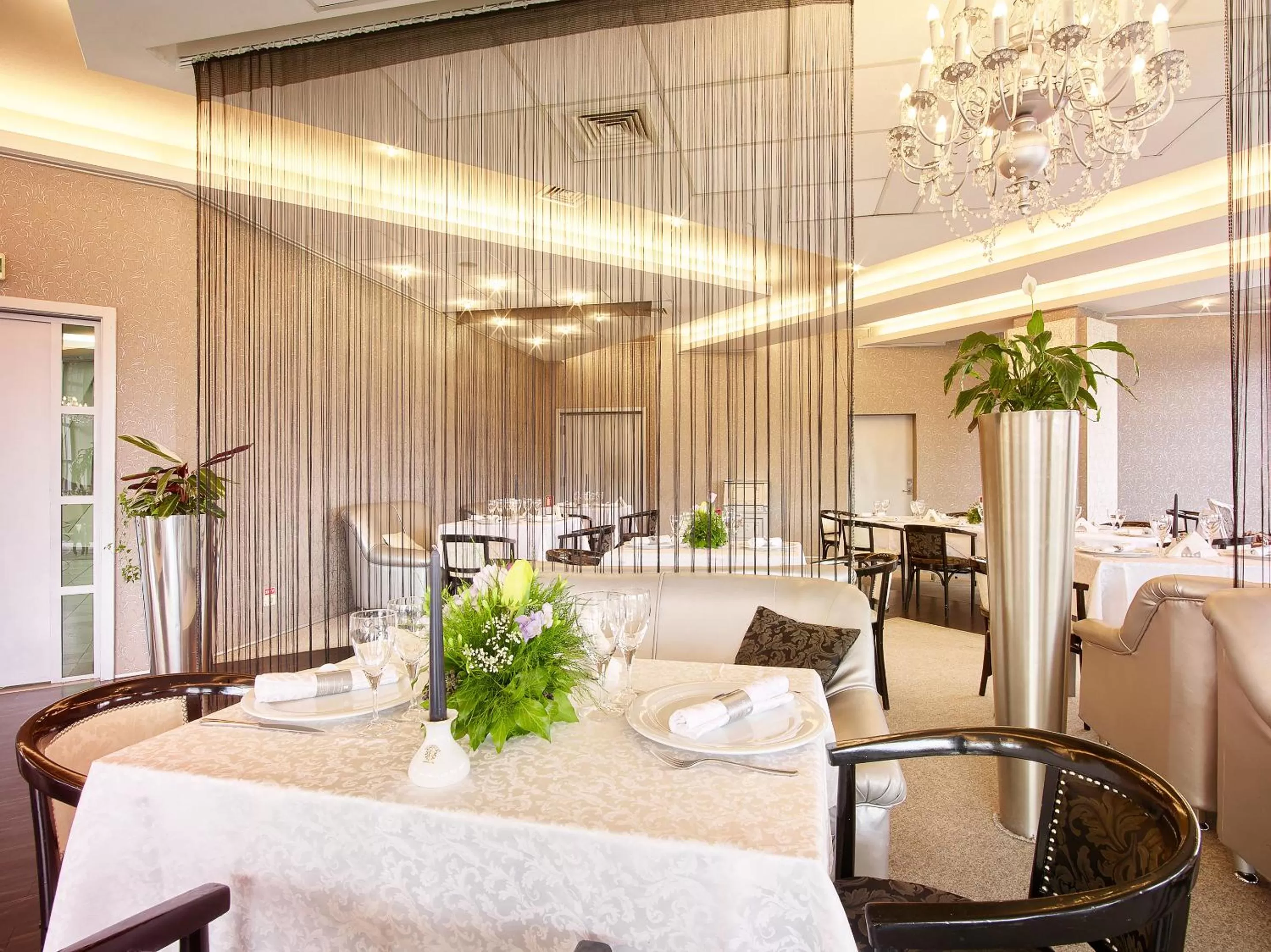 Food and drinks in Continental Forum Oradea