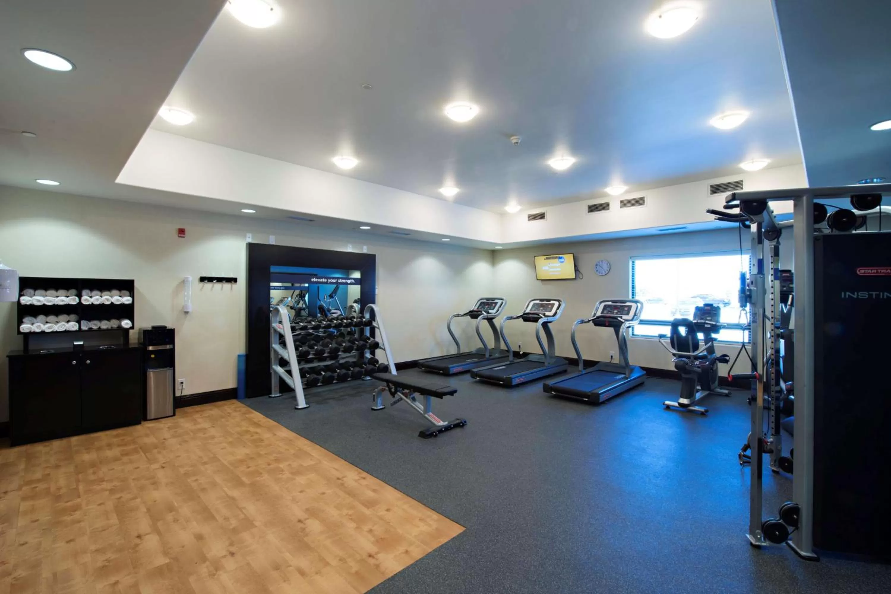 Fitness centre/facilities in Hampton Inn Saskatoon South
