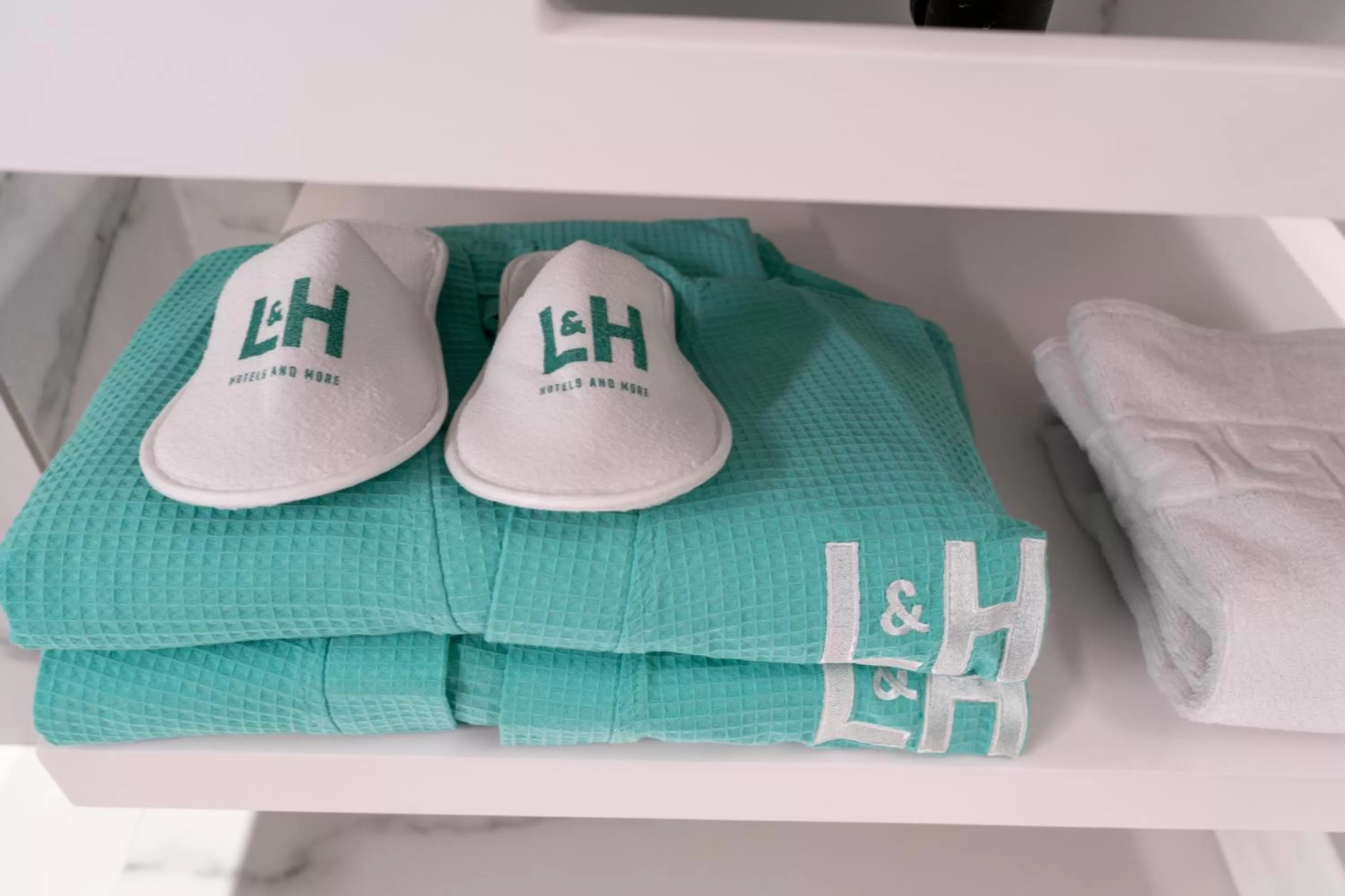 Bathroom in L&H Gran Vía Valencia