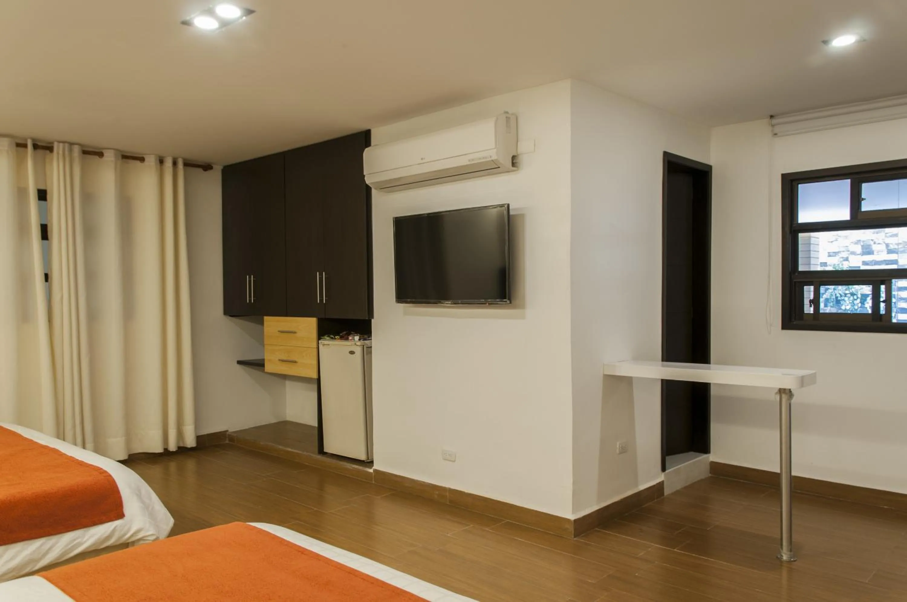 Triple Room in Hotel León Dorado