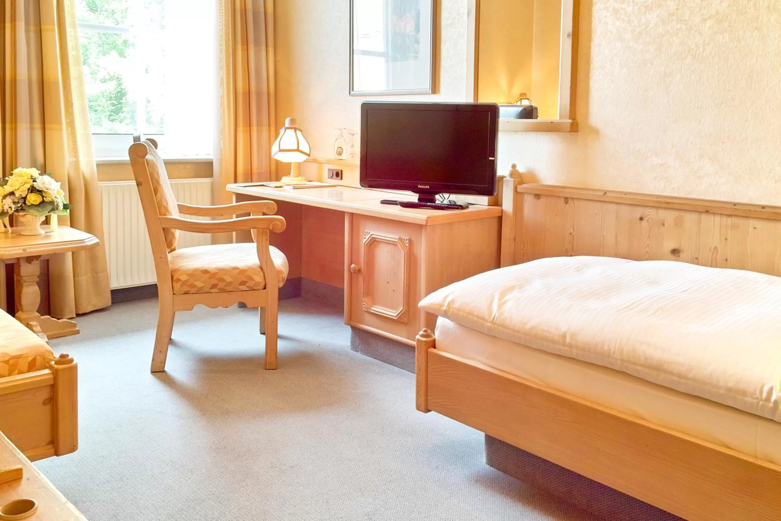 Photo of the whole room, Bed in Hotel Falter