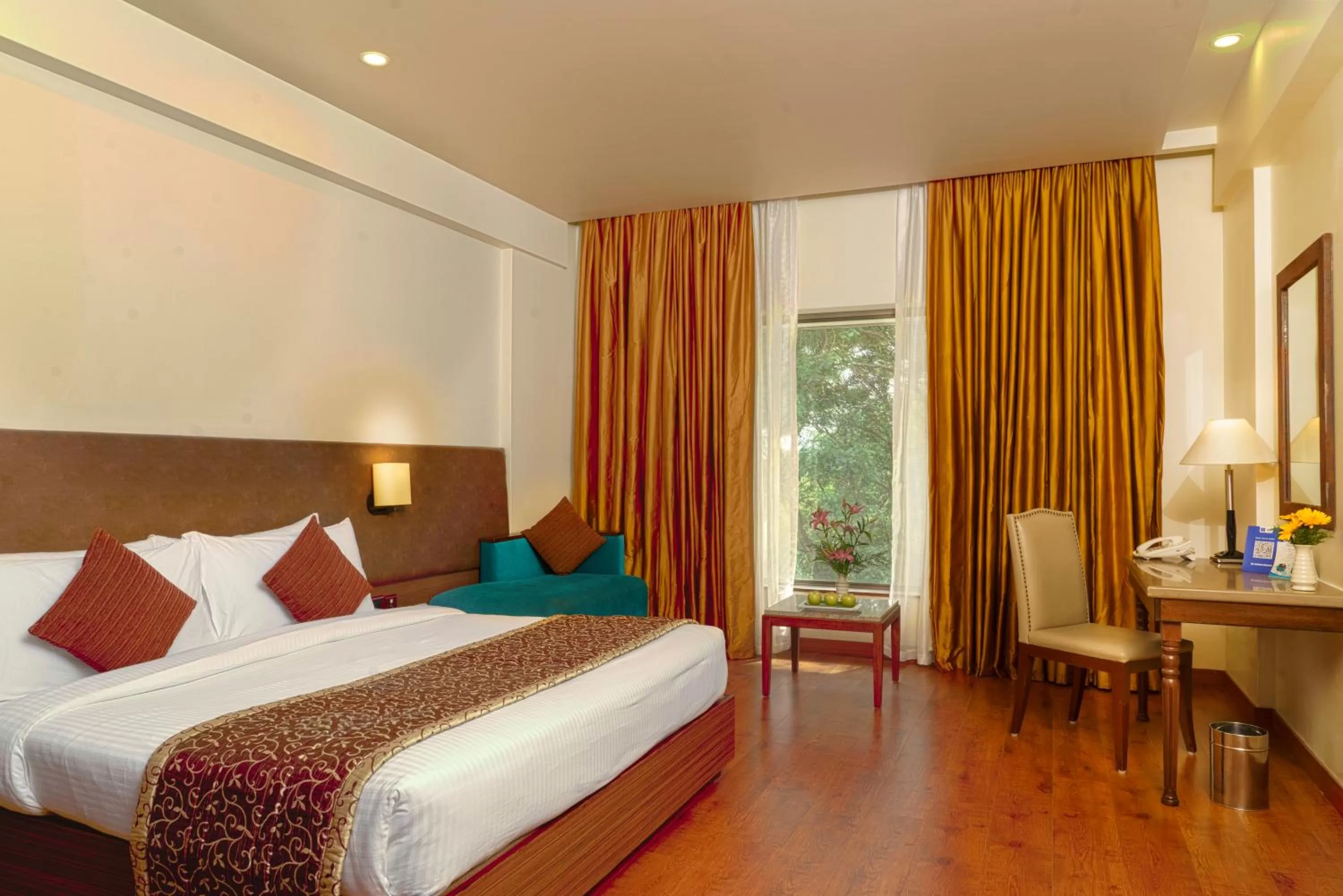 Swimming pool, Bed in Fortune Pandiyan Hotel, Madurai - Member ITC Hotels' Group