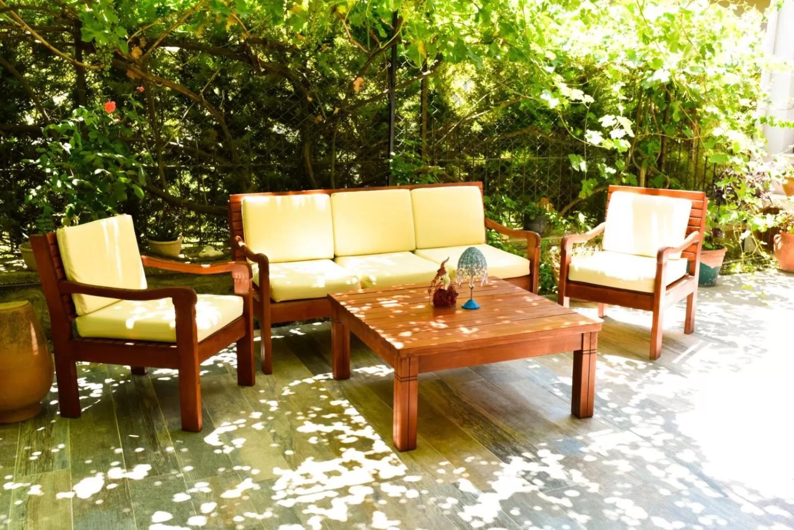 Seating area in Balim Sultany