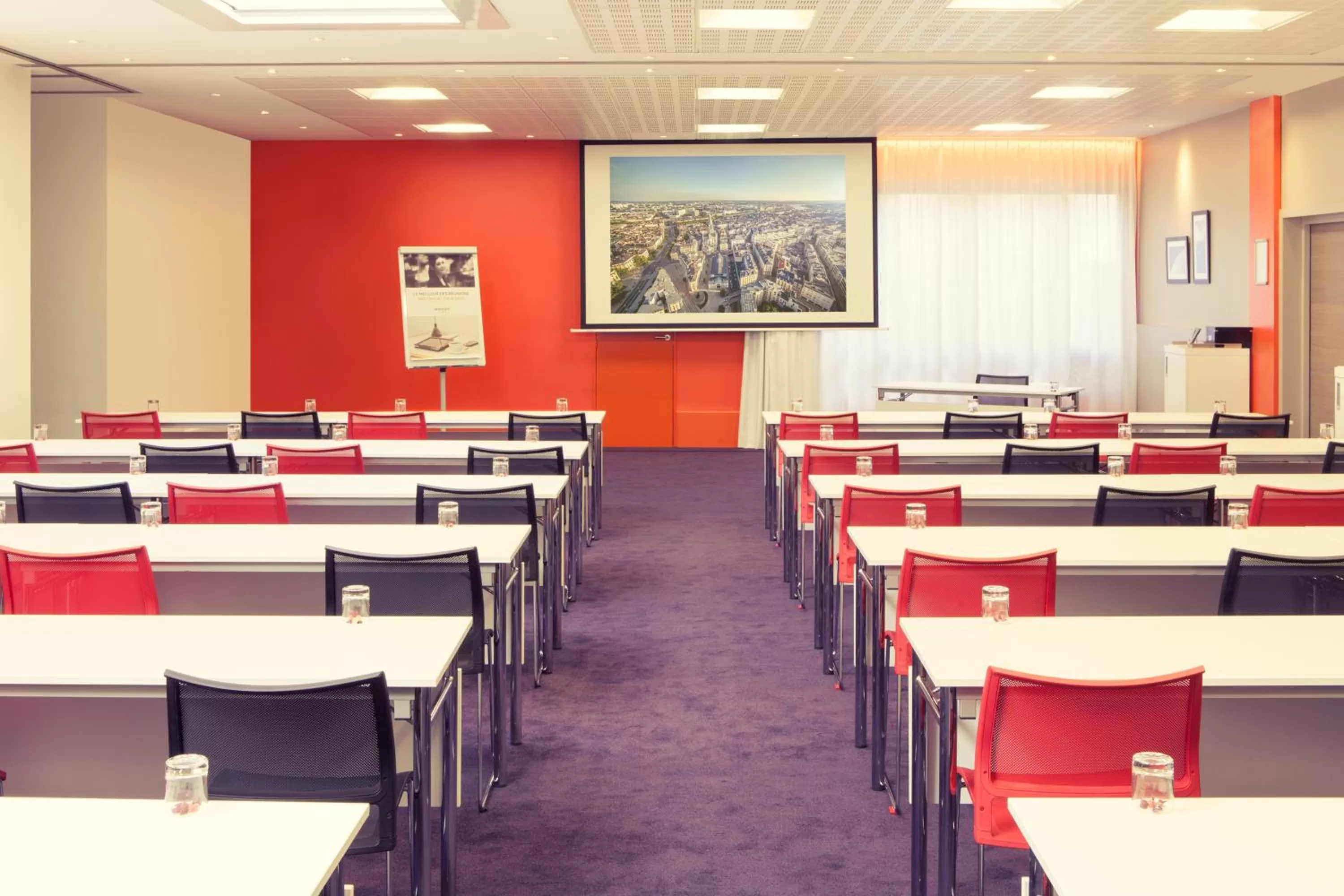 Business facilities in Mercure Nantes Centre Grand Hotel