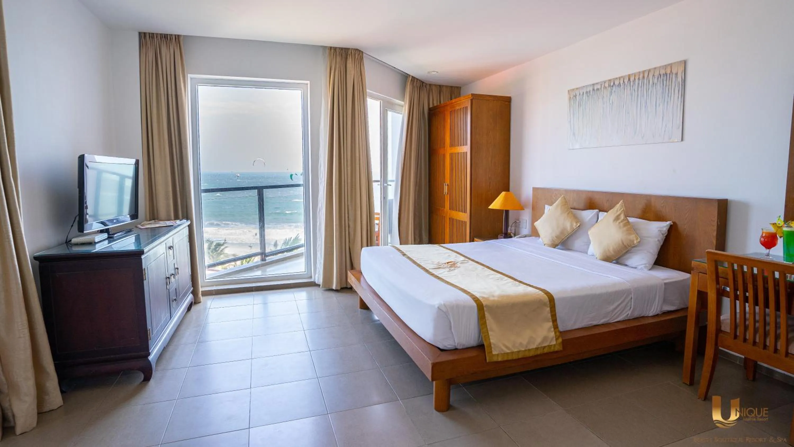 Unique Mui Ne Resort and Spa