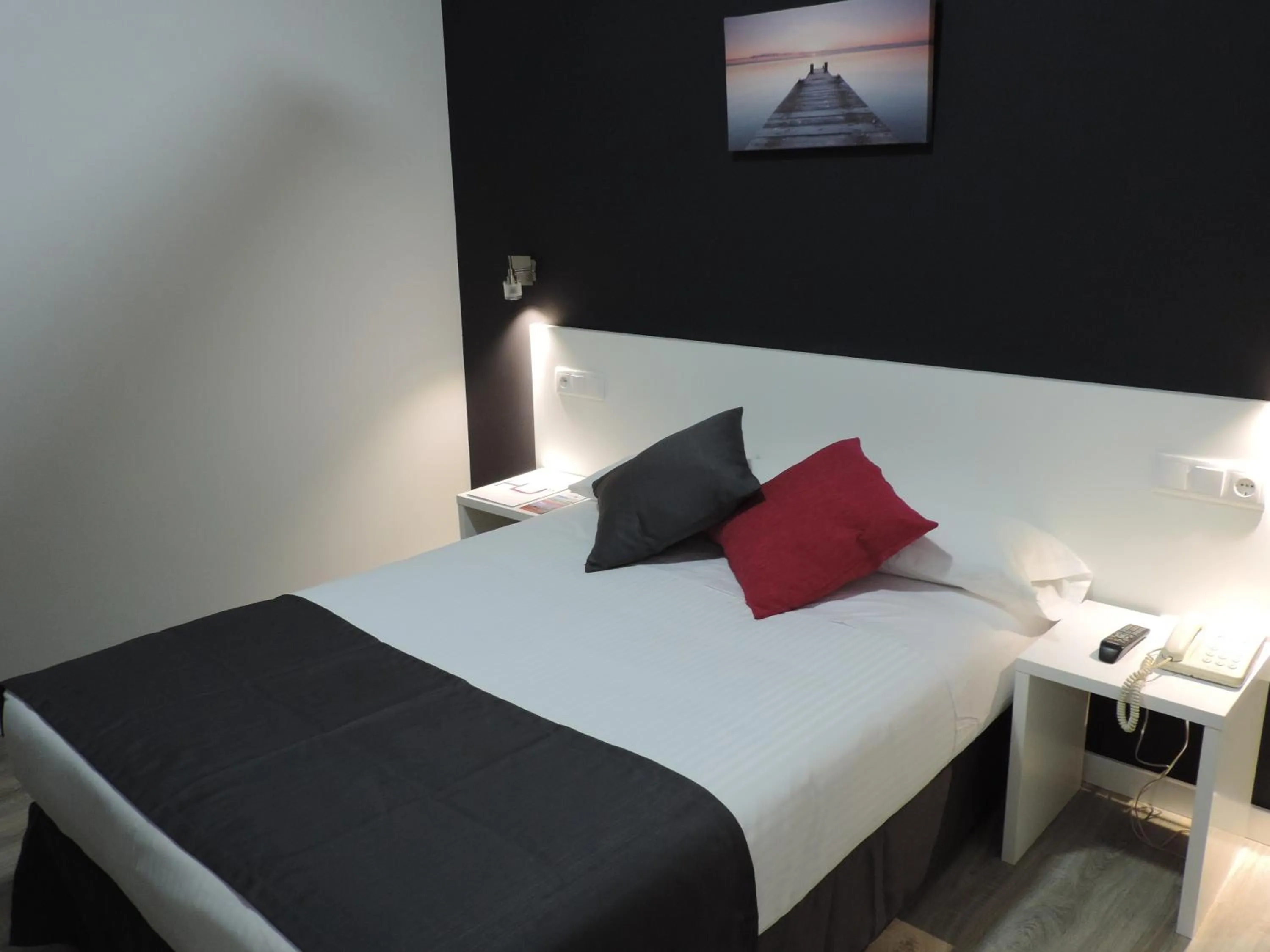 Patio, Bed in Hotel Junquera