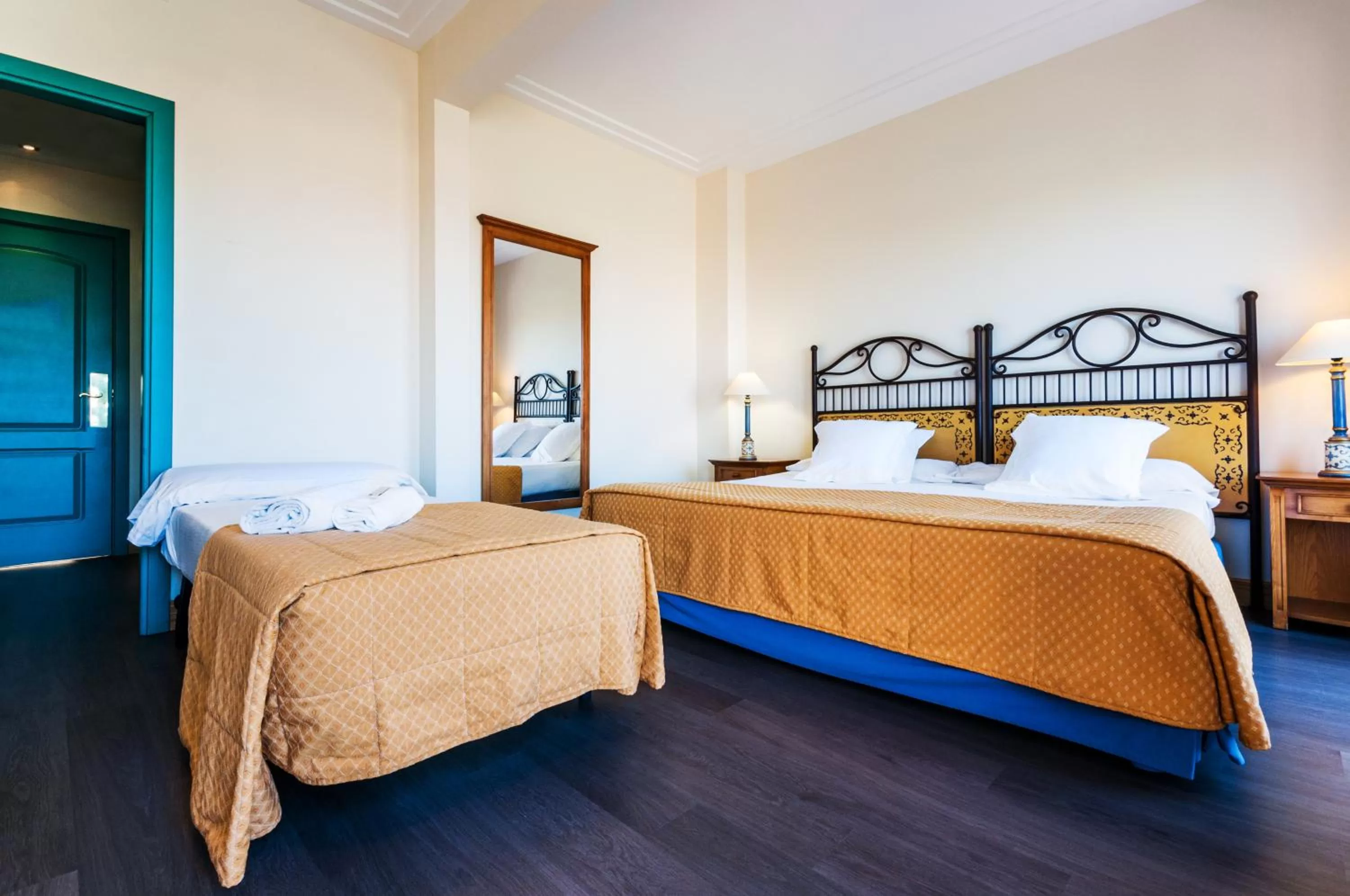 Photo of the whole room, Bed in Hotel Alicante Golf