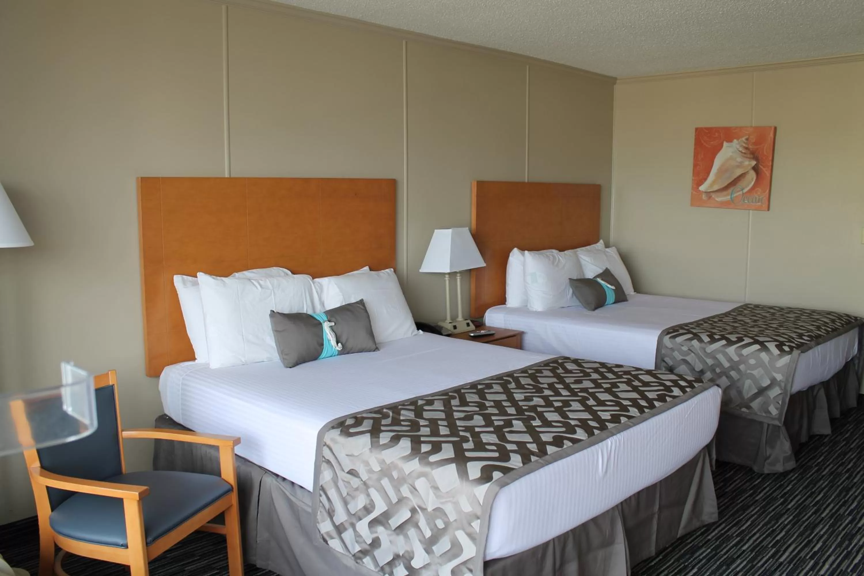 Decorative detail, Bed in Beachside Motel - Amelia Island