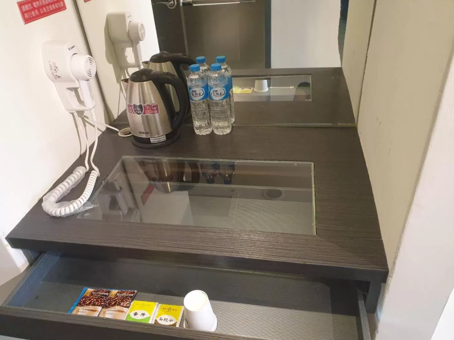 Decorative detail in Walker Hotel - Chenggong