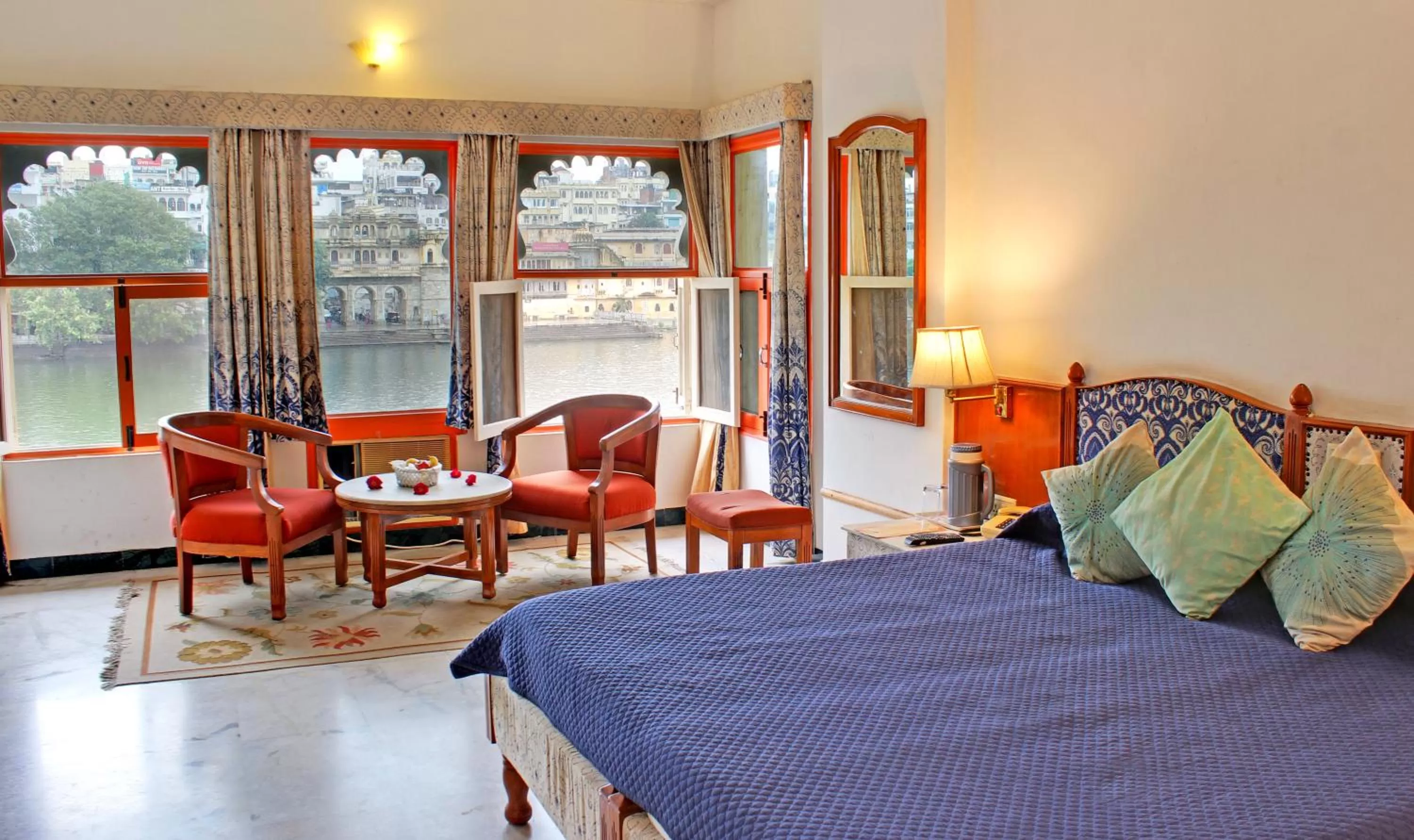 Photo of the whole room, Bed in Sarovar - Lake Facing Boutique Hotel On Lake Pichola