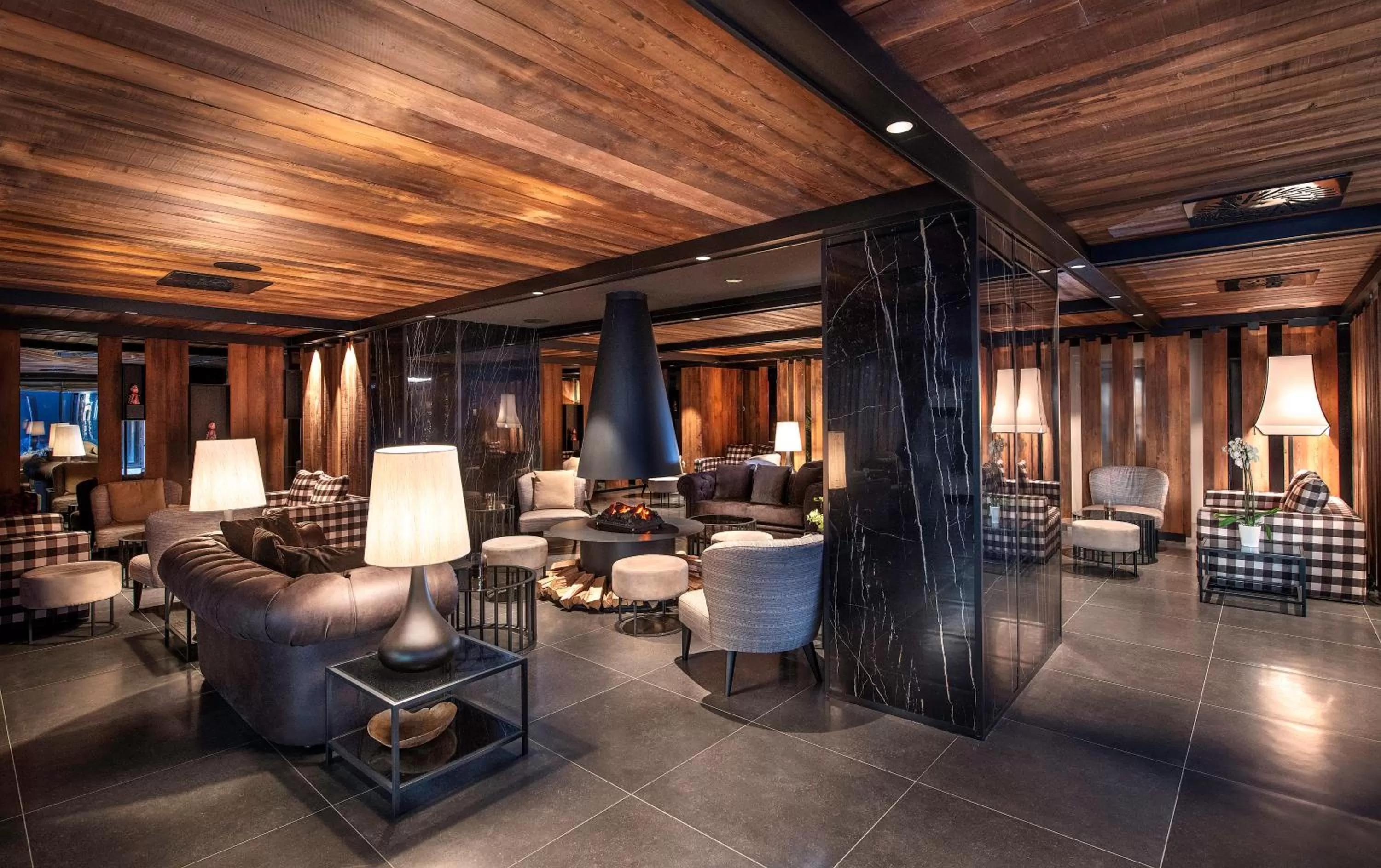 Seating area in Le Massif Hotel & Lodge Courmayeur The Leading Hotels of the World