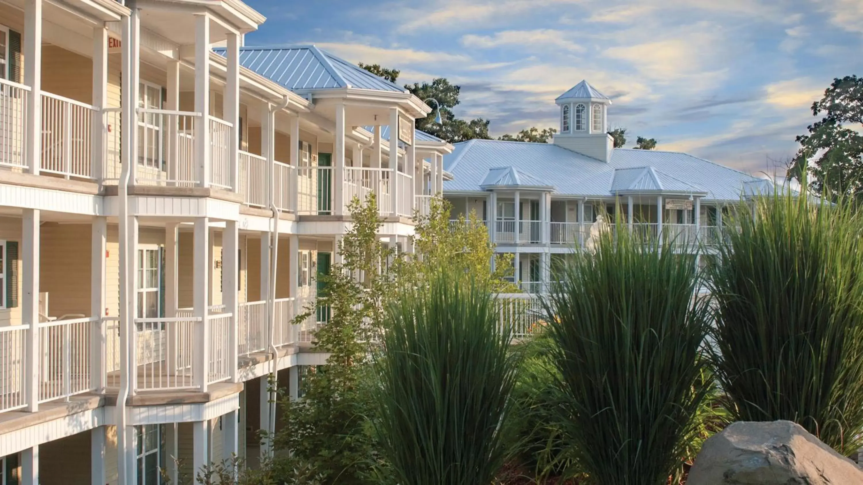 Holiday Inn Club Vacations Fox River Resort at Sheridan Holiday Inn Club Vacations Fox River Resort at Sheridan