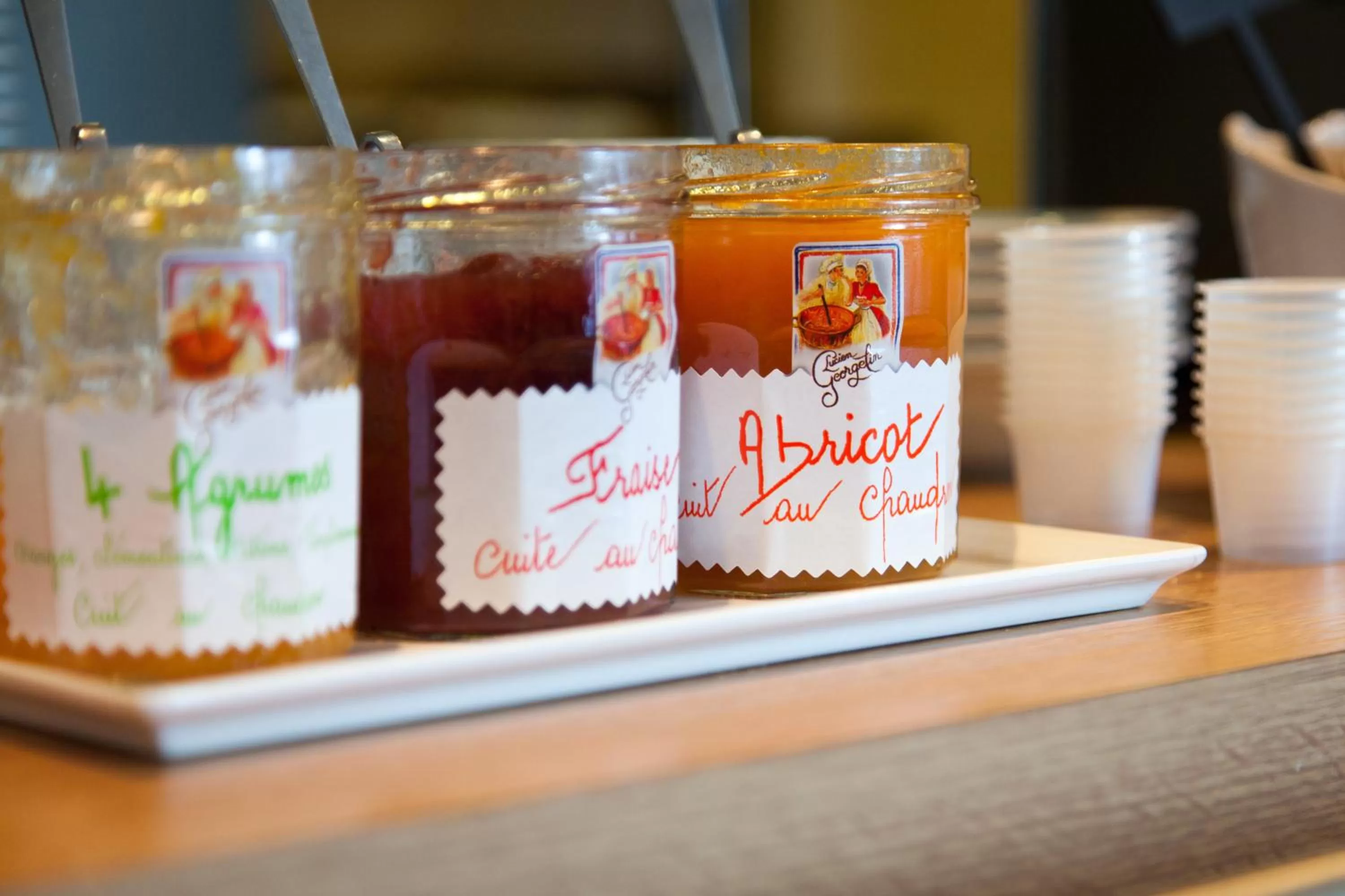 Food in B&B HOTEL Auray Carnac