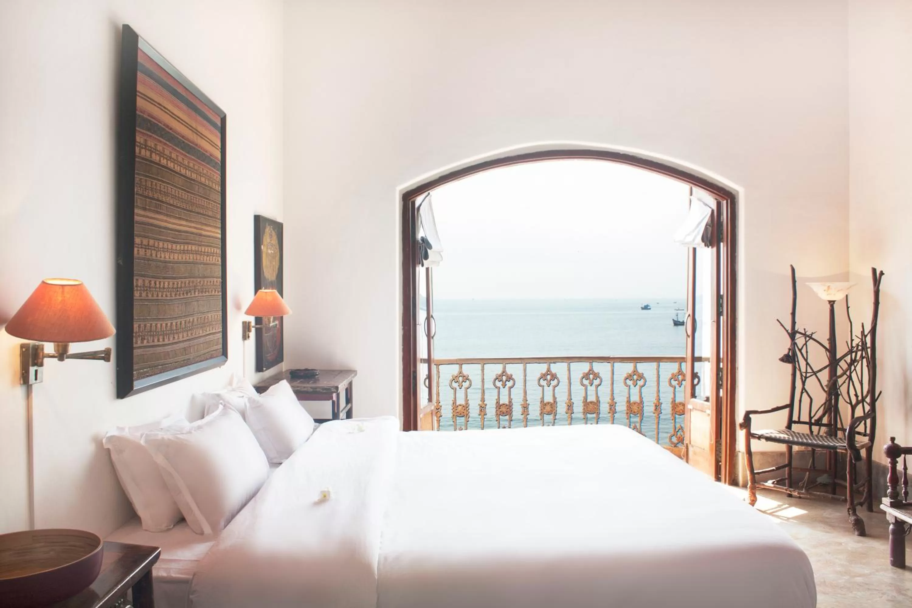 Photo of the whole room, Bed in Ahilya By The Sea