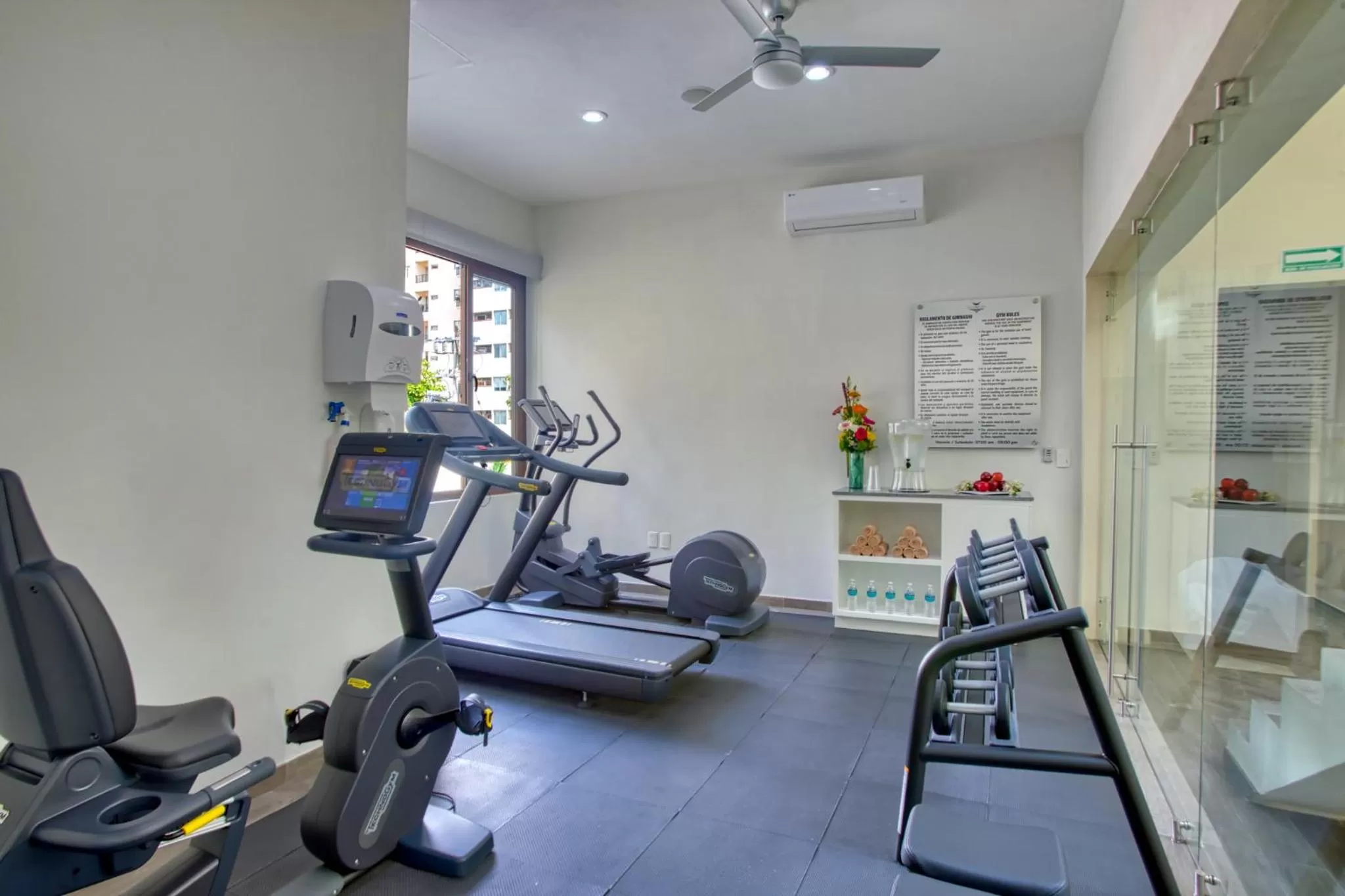 Fitness centre/facilities in Casa Nicole Hotel Boutique
