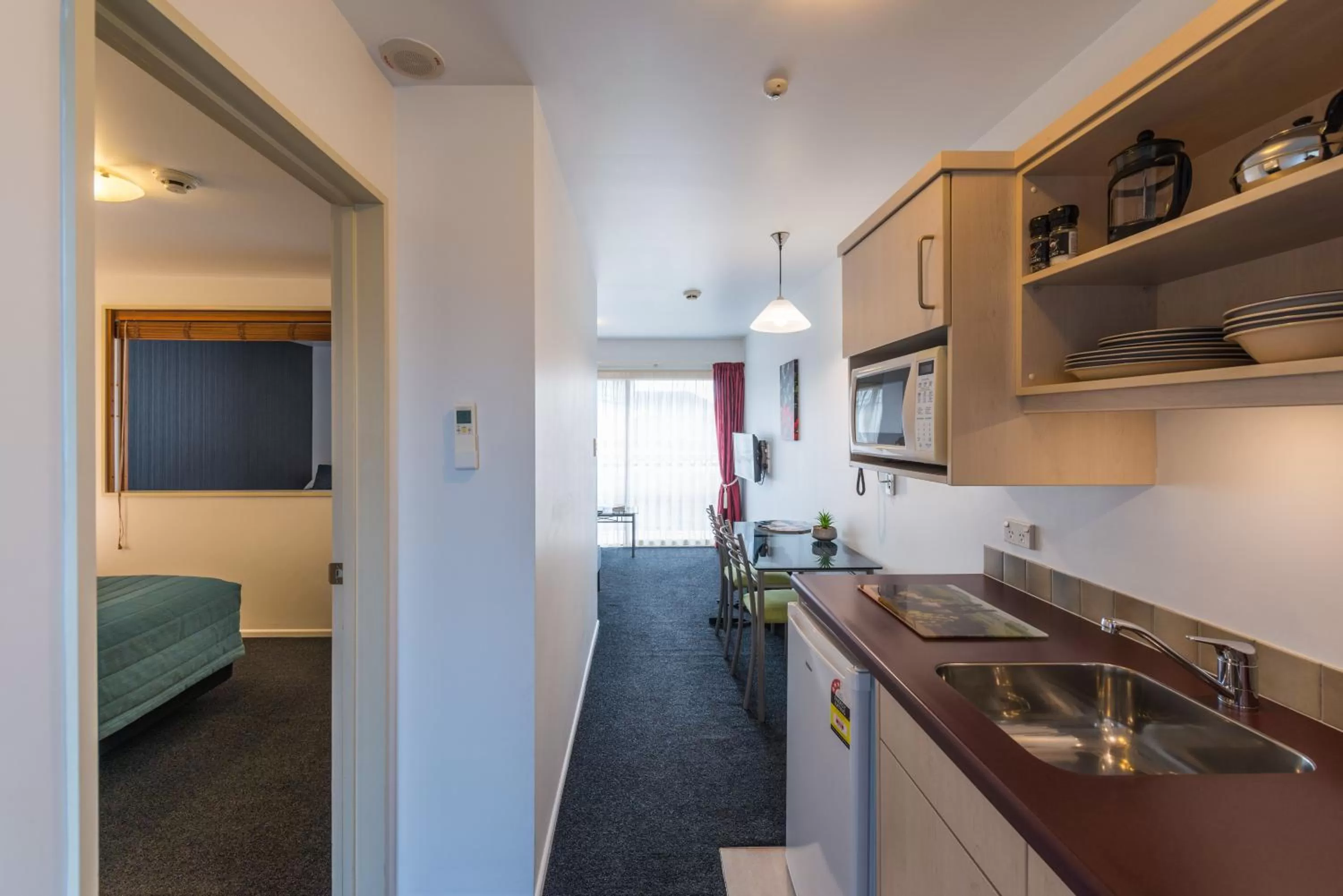 Bed in Roma On Riccarton Motel