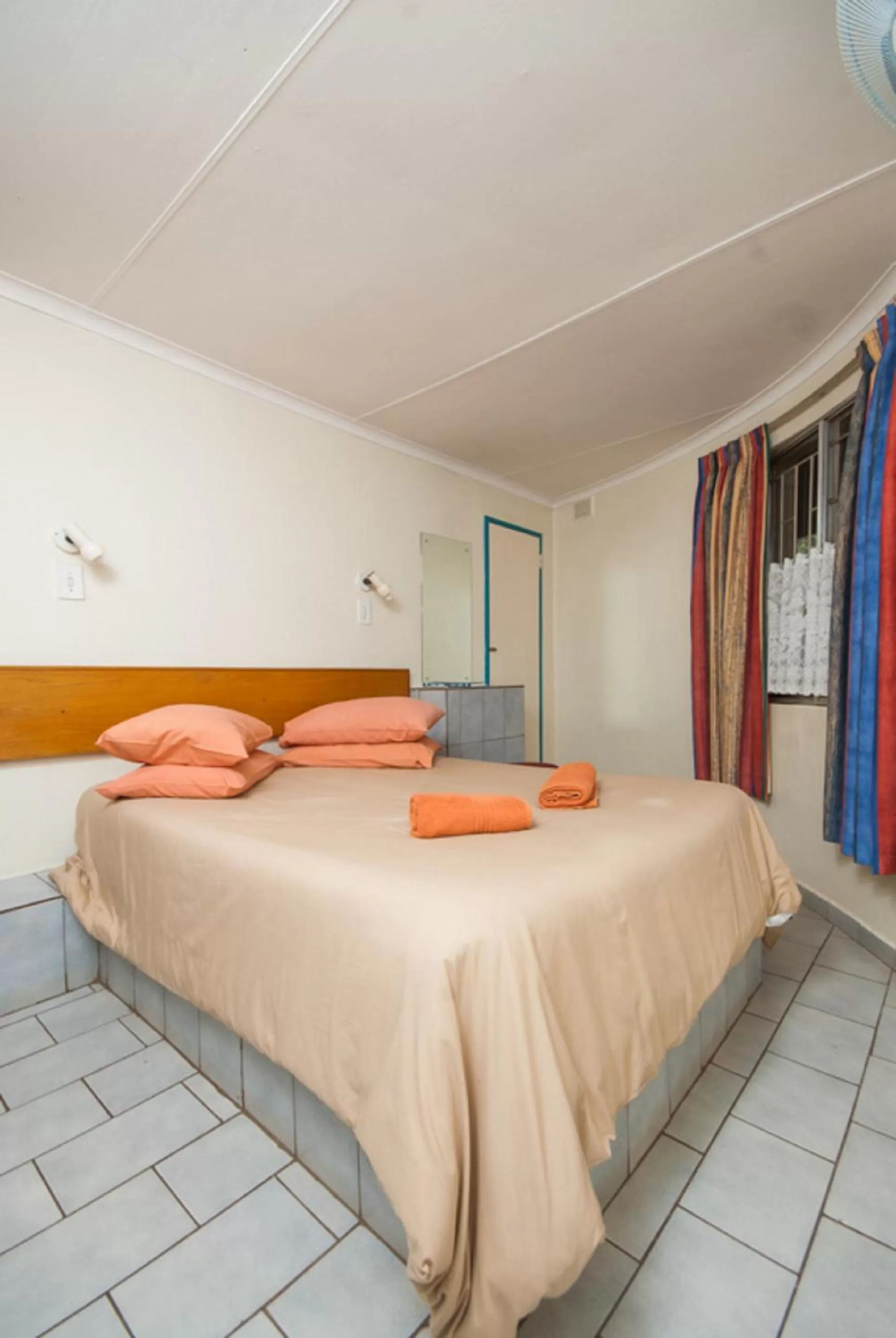 Bedroom, Bed in ATKV Buffelspoort