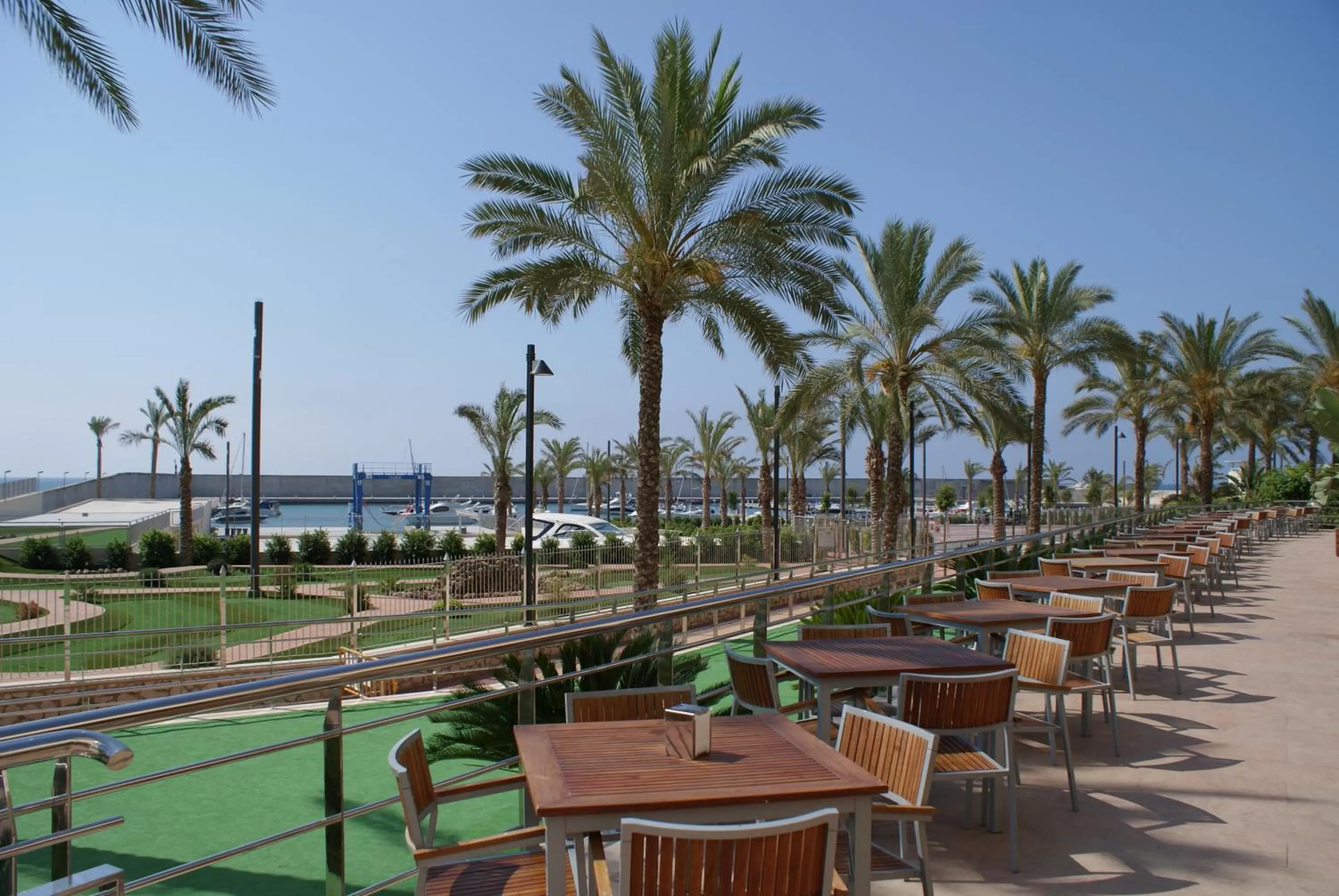 Facade/entrance in Senator Águilas