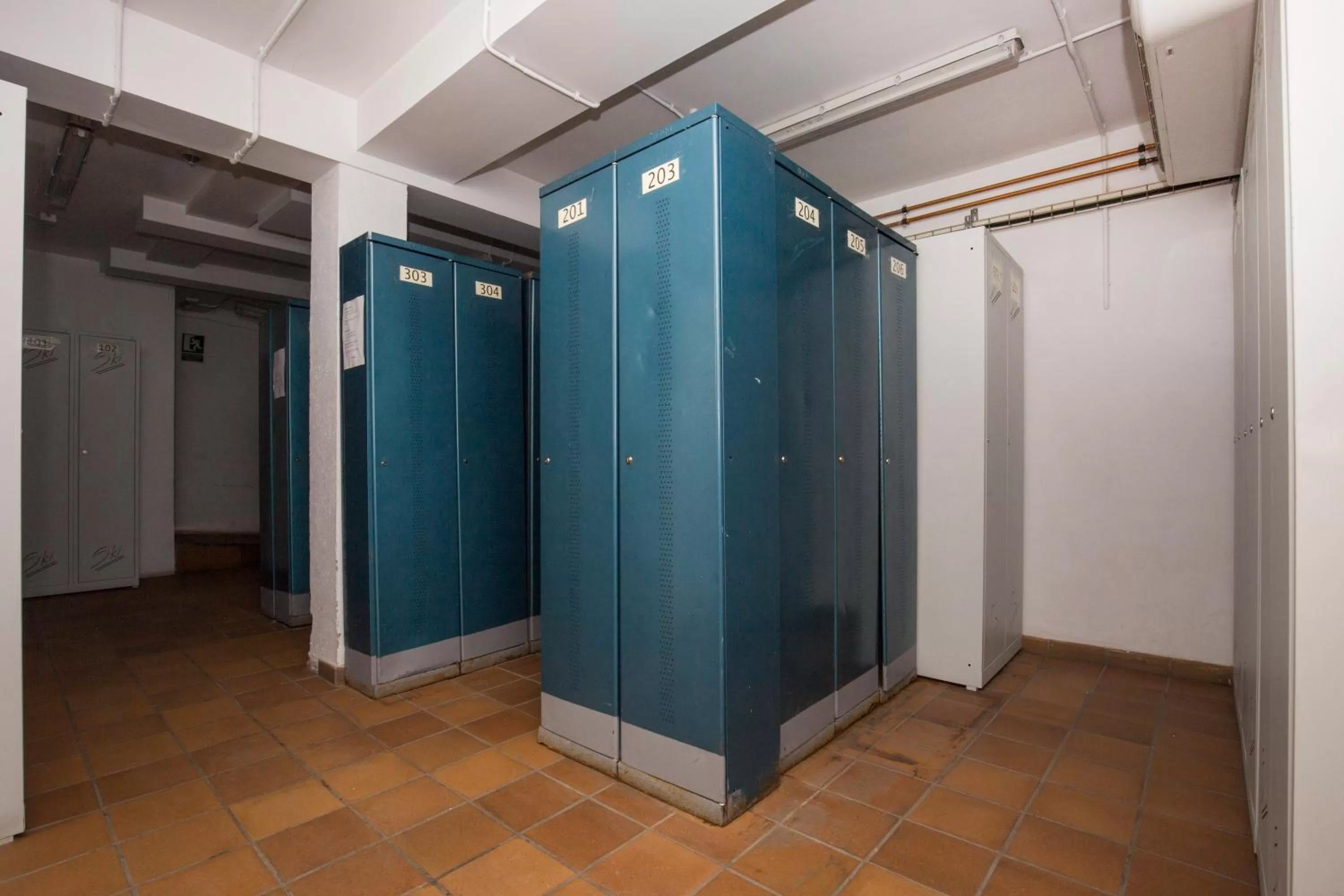 Skiing in Hotel Catalunya Ski by Nexta