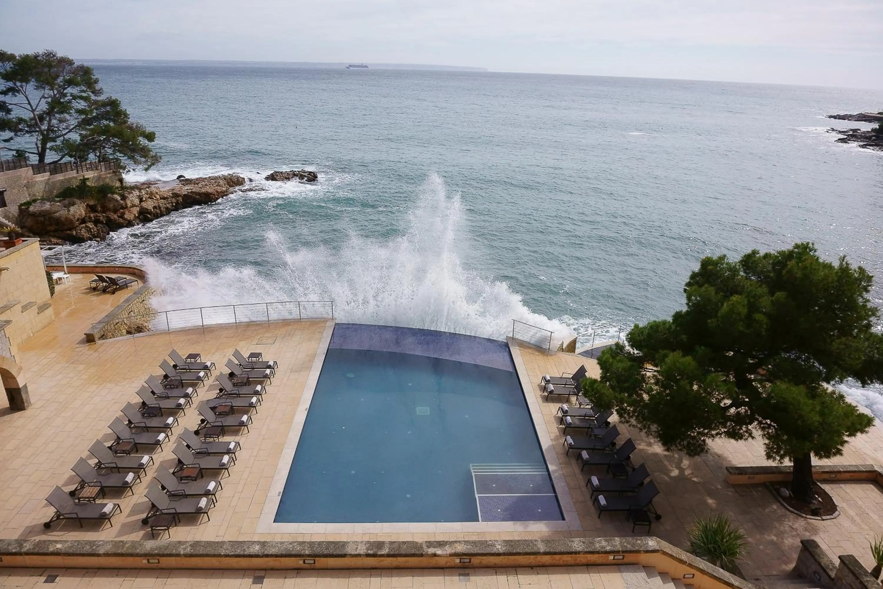 Deluxe Double Room with Sea View in Hospes Maricel y Spa, Palma de Mallorca, a Member of Design Hotels