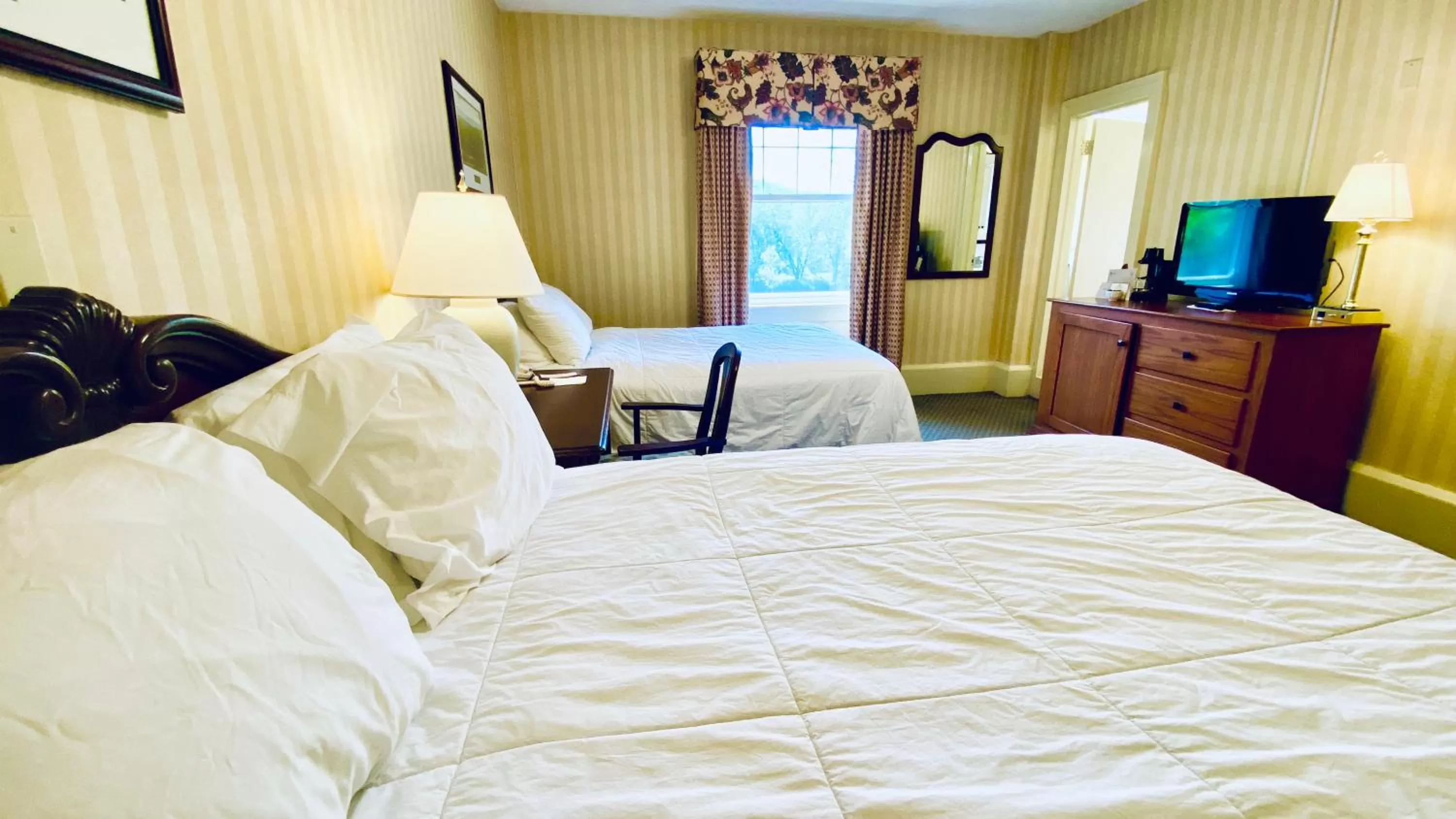 Bedroom, Bed in Shawnee Inn and Golf Resort