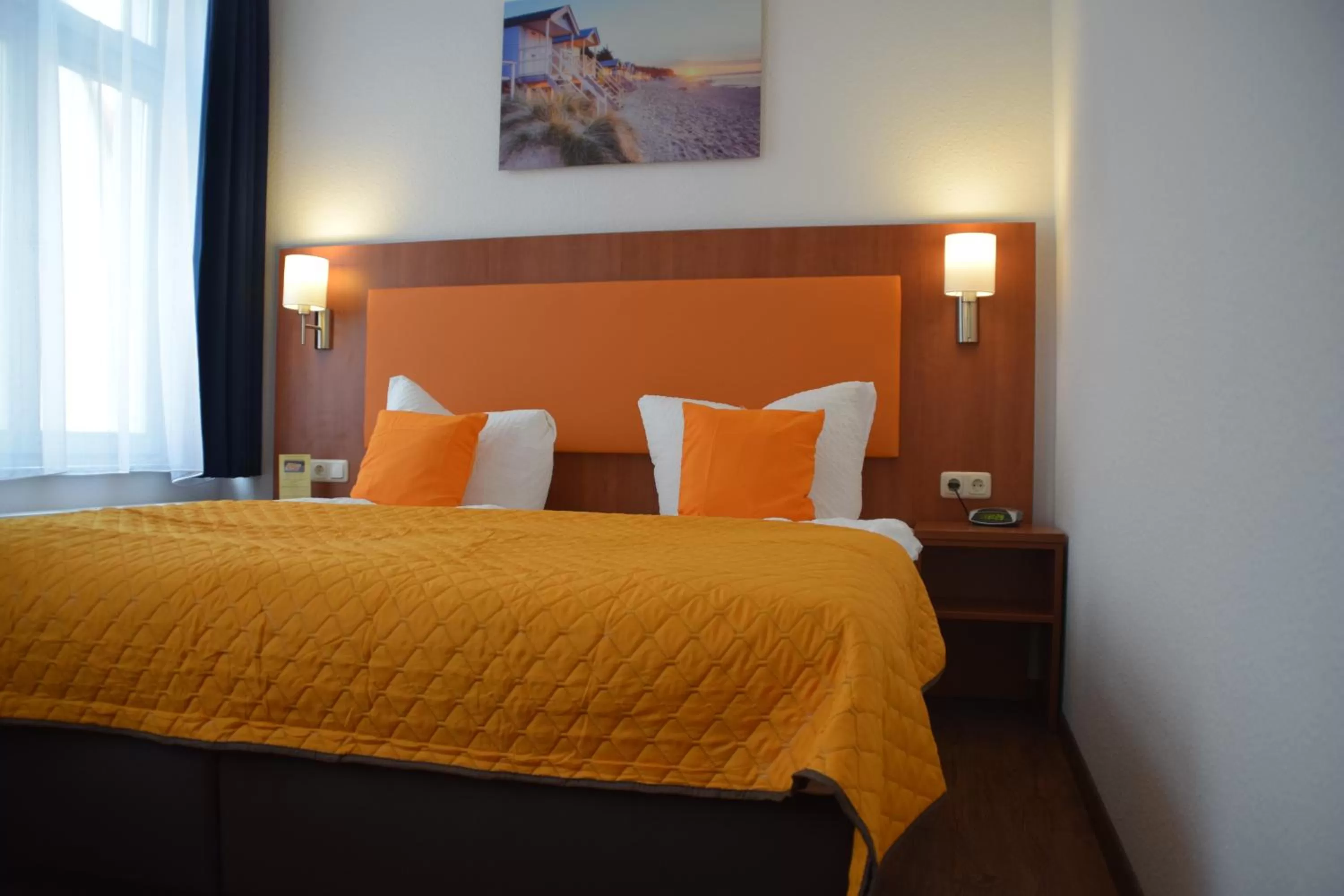 Photo of the whole room, Bed in Hotel Amber Altstadt