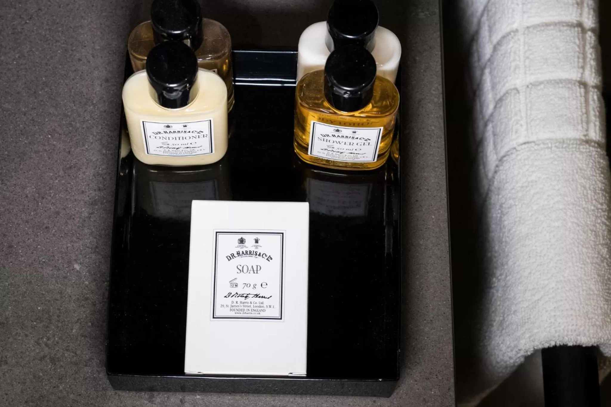 Photo of the whole room in Hotel Indigo London - 1 Leicester Square by IHG