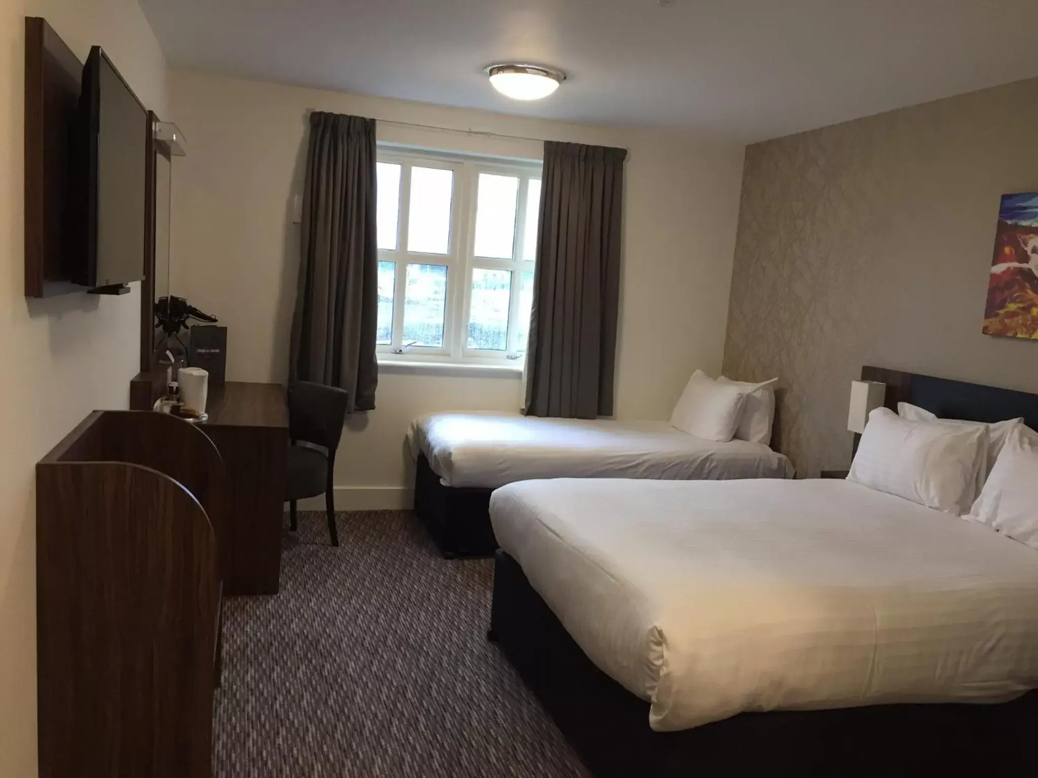 Family Room in Highland Gate, Stirling by Marston's Inns Family Room in Highland Gate, Stirling by Marston's Inns