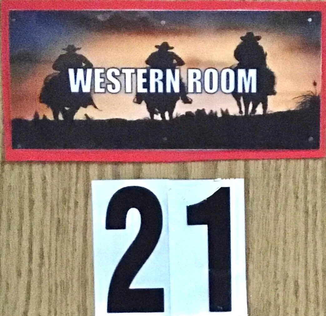 Logo/Certificate/Sign in Sunset View Inn L.L.C