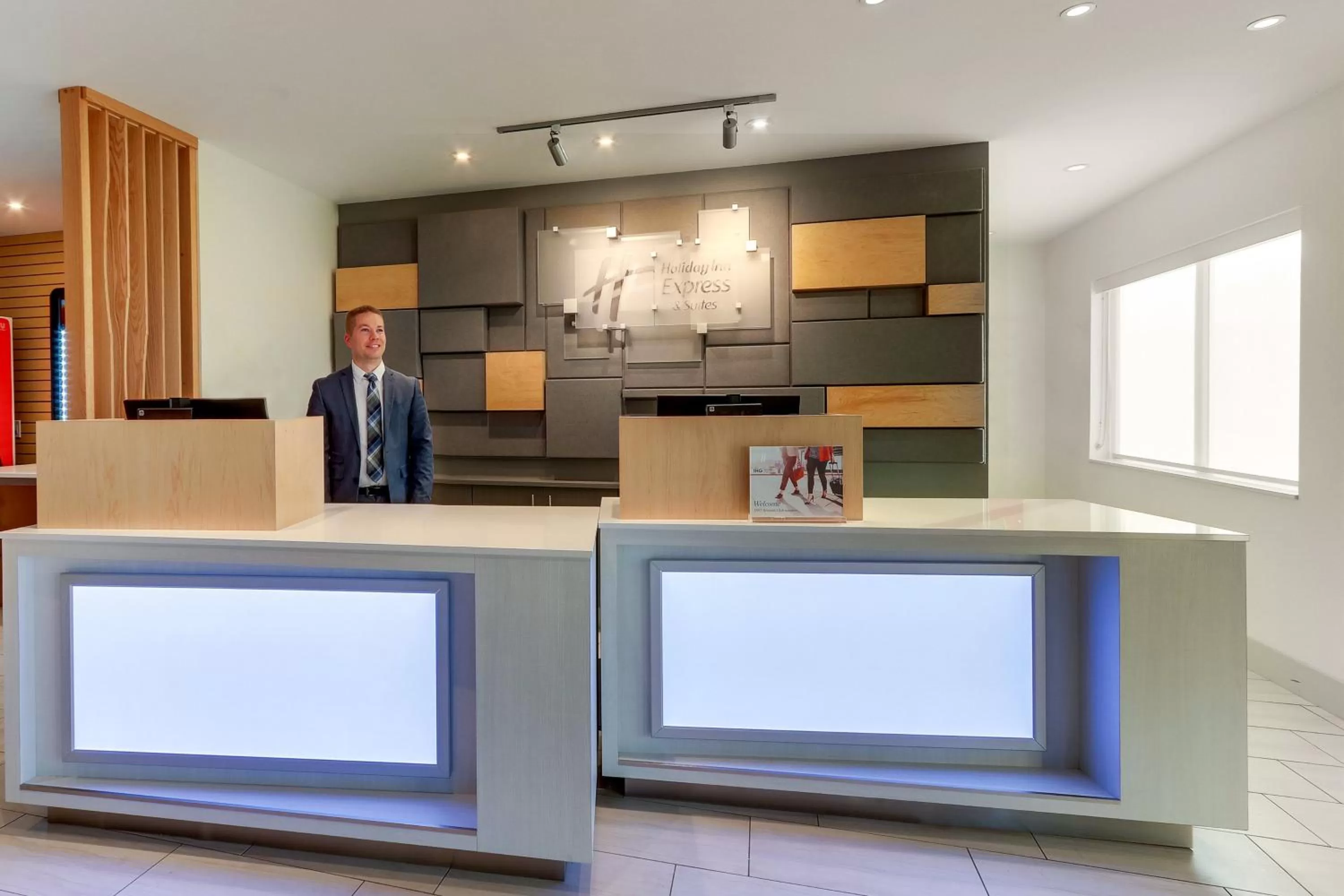 Property building in Holiday Inn Express & Suites - Middletown - Goshen by IHG