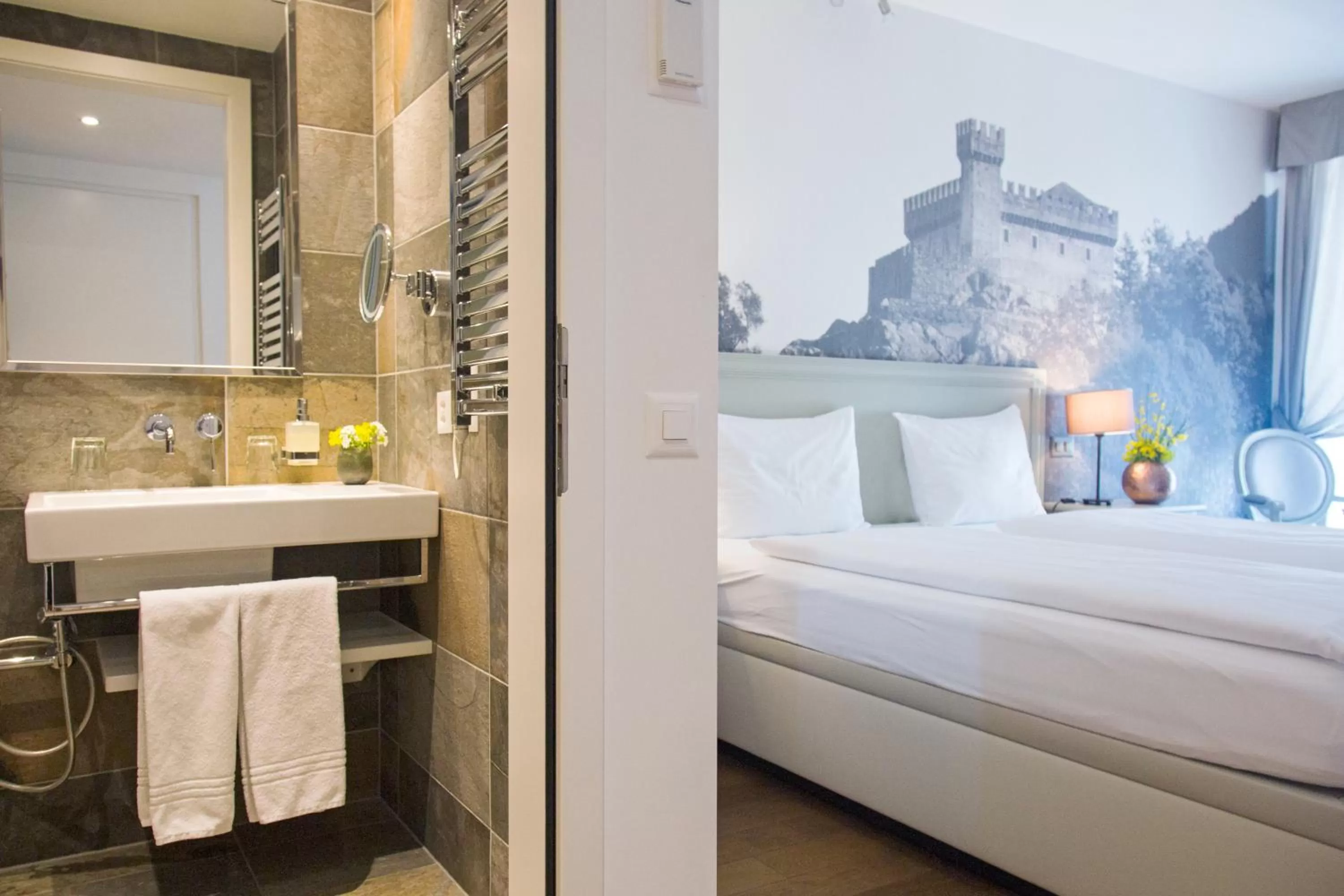 Bathroom, Bed in Boutique & Business Hotel La Tureta