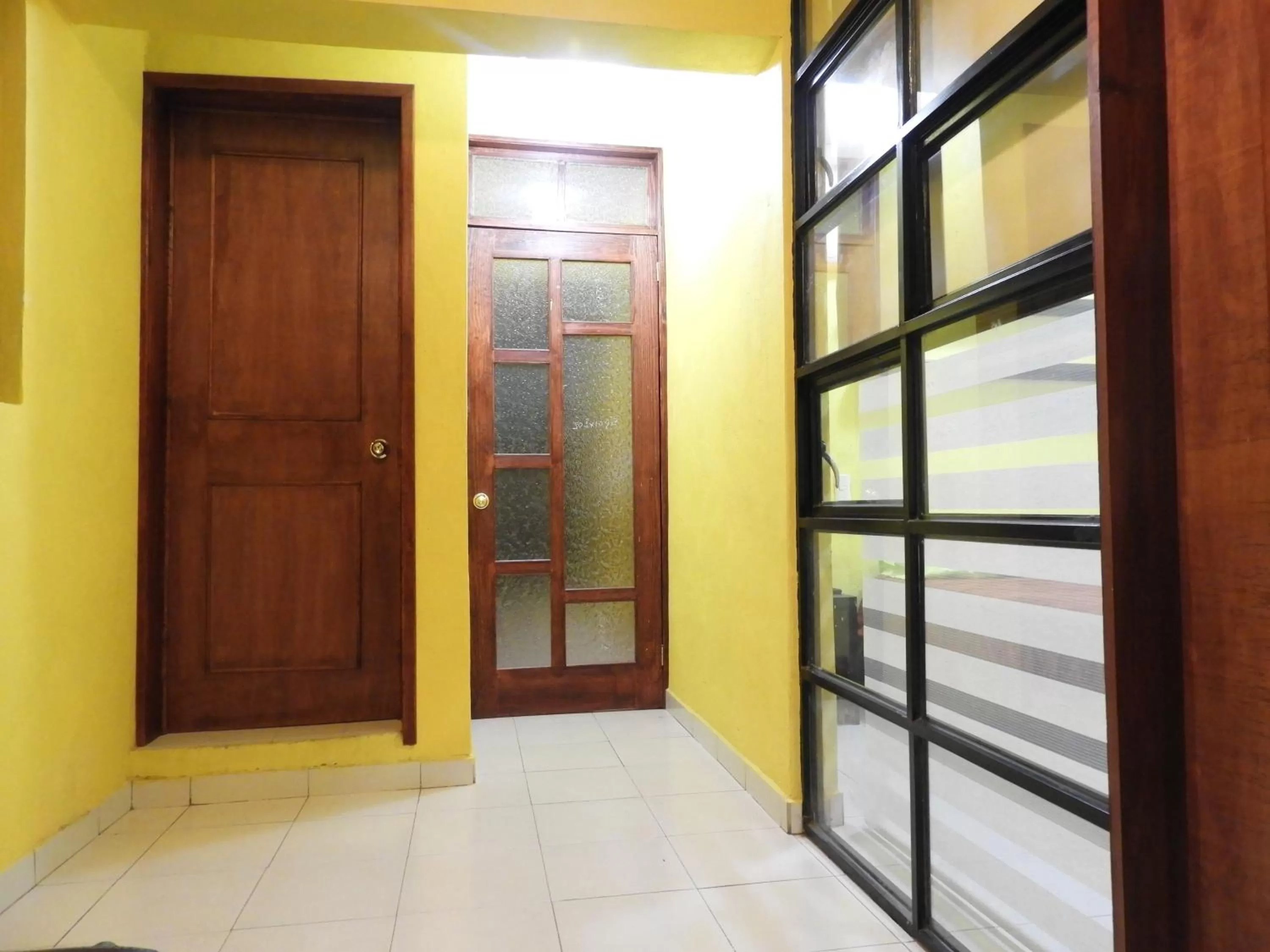 Living room in La Lotería Panoramic House & Rooftop by Lunian